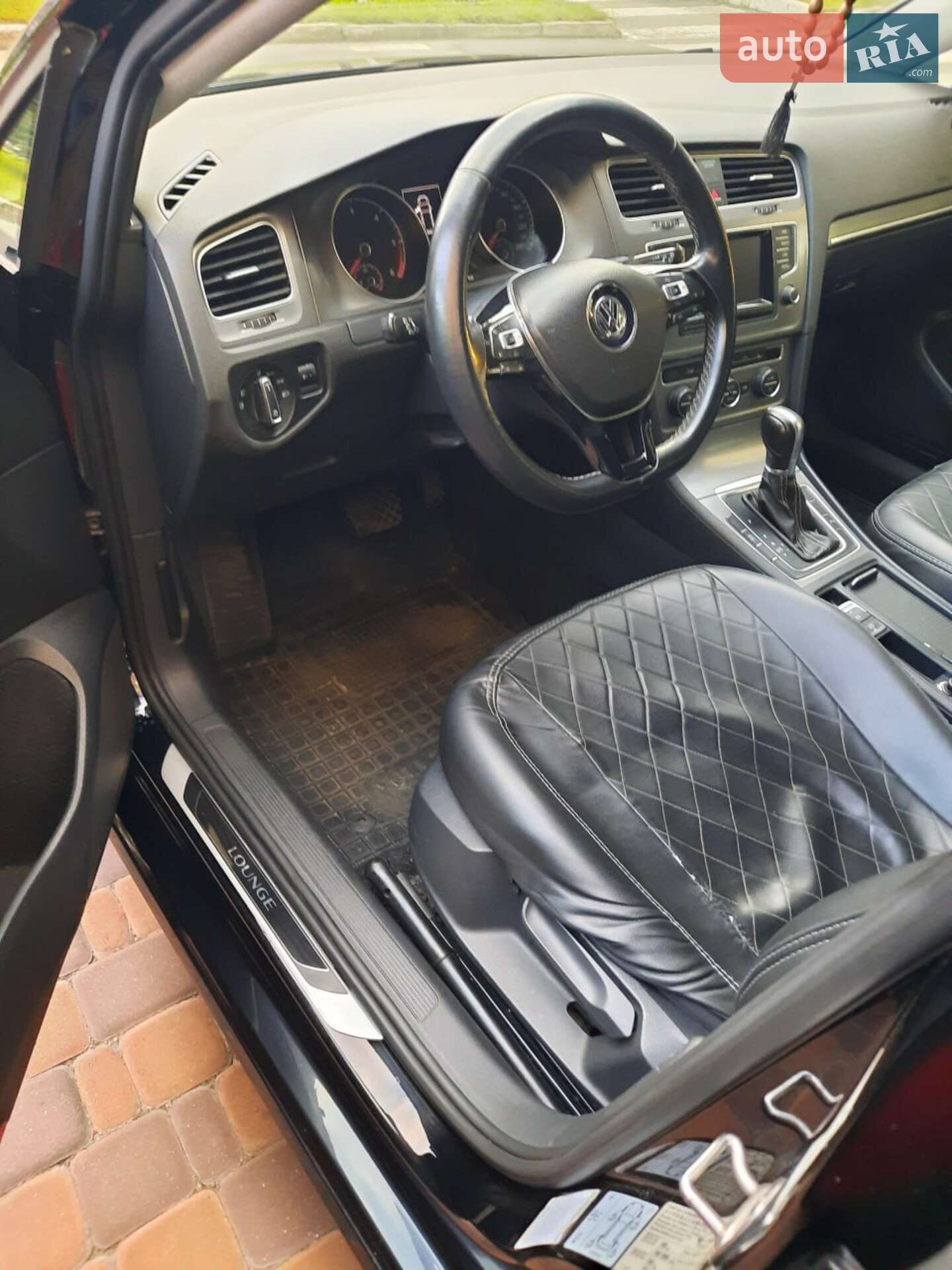 Volkswagen Golf 2015 VIN WVWZZZAUZFP610991 фото оголошення 19 з 19