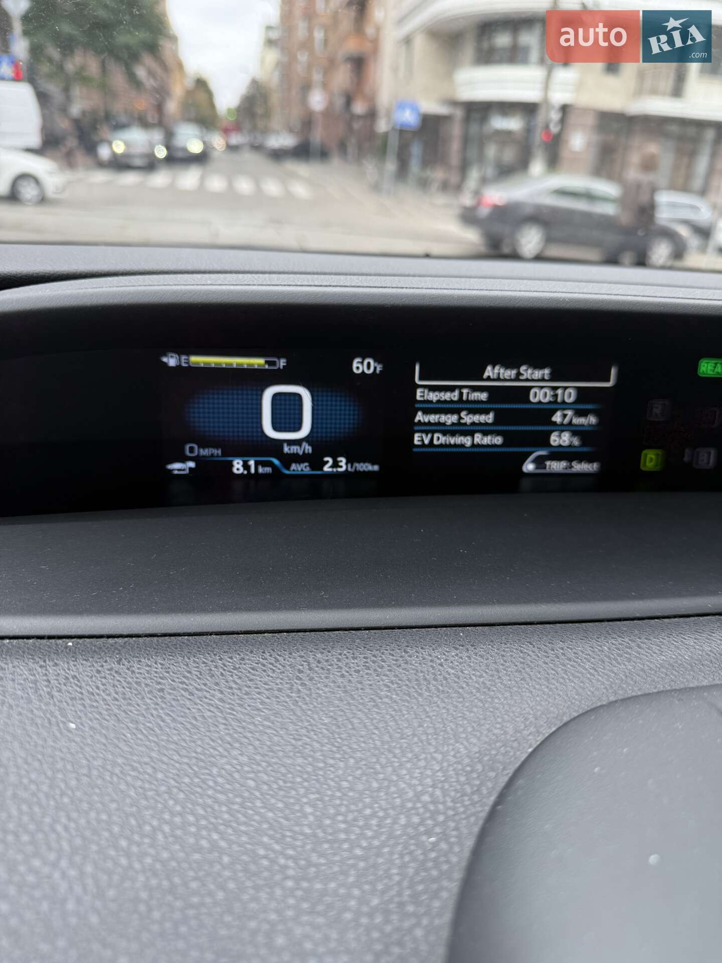 Toyota Prius Prime 2021 VIN JTDKAMFP3M3184176 фото оголошення 2 з 16