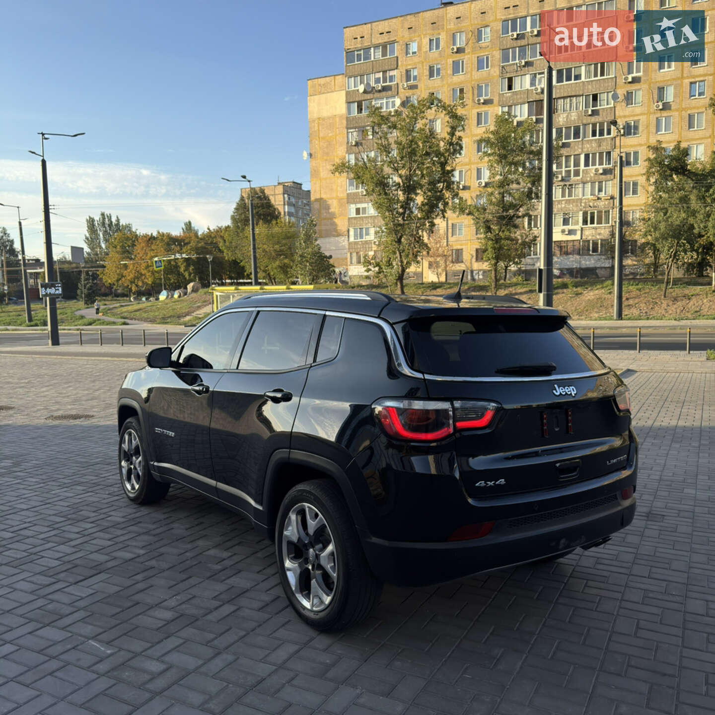 Jeep Compass 2018 VIN 3C4NJDCB3JT340884 фото оголошення 7 з 17