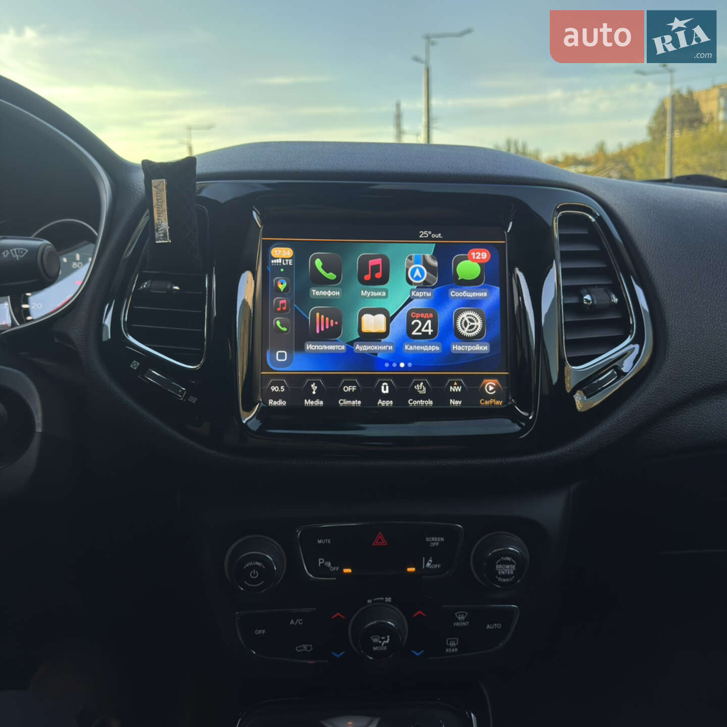 Jeep Compass 2018 VIN 3C4NJDCB3JT340884 фото оголошення 17 з 17