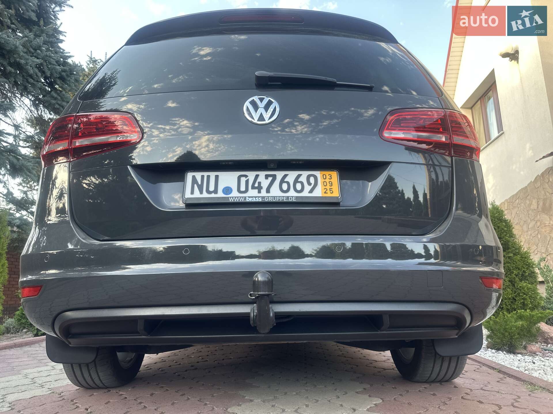 Volkswagen Sharan 2017 VIN WVWZZZ7NZJV006602 фото оголошення 10 з 41