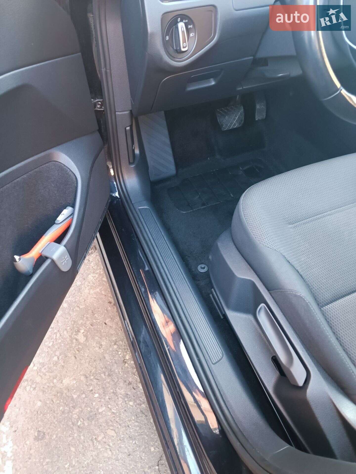 Volkswagen e-Golf 2020 VIN WVWZZZAUZL8910263 фото оголошення 12 з 14