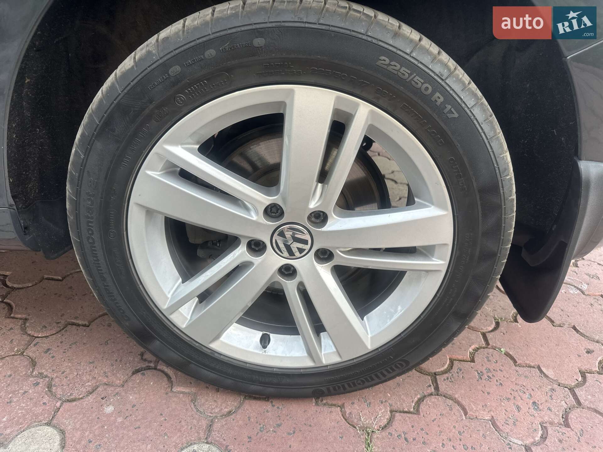 Volkswagen Sharan 2017 VIN WVWZZZ7NZJV006602 фото оголошення 22 з 41