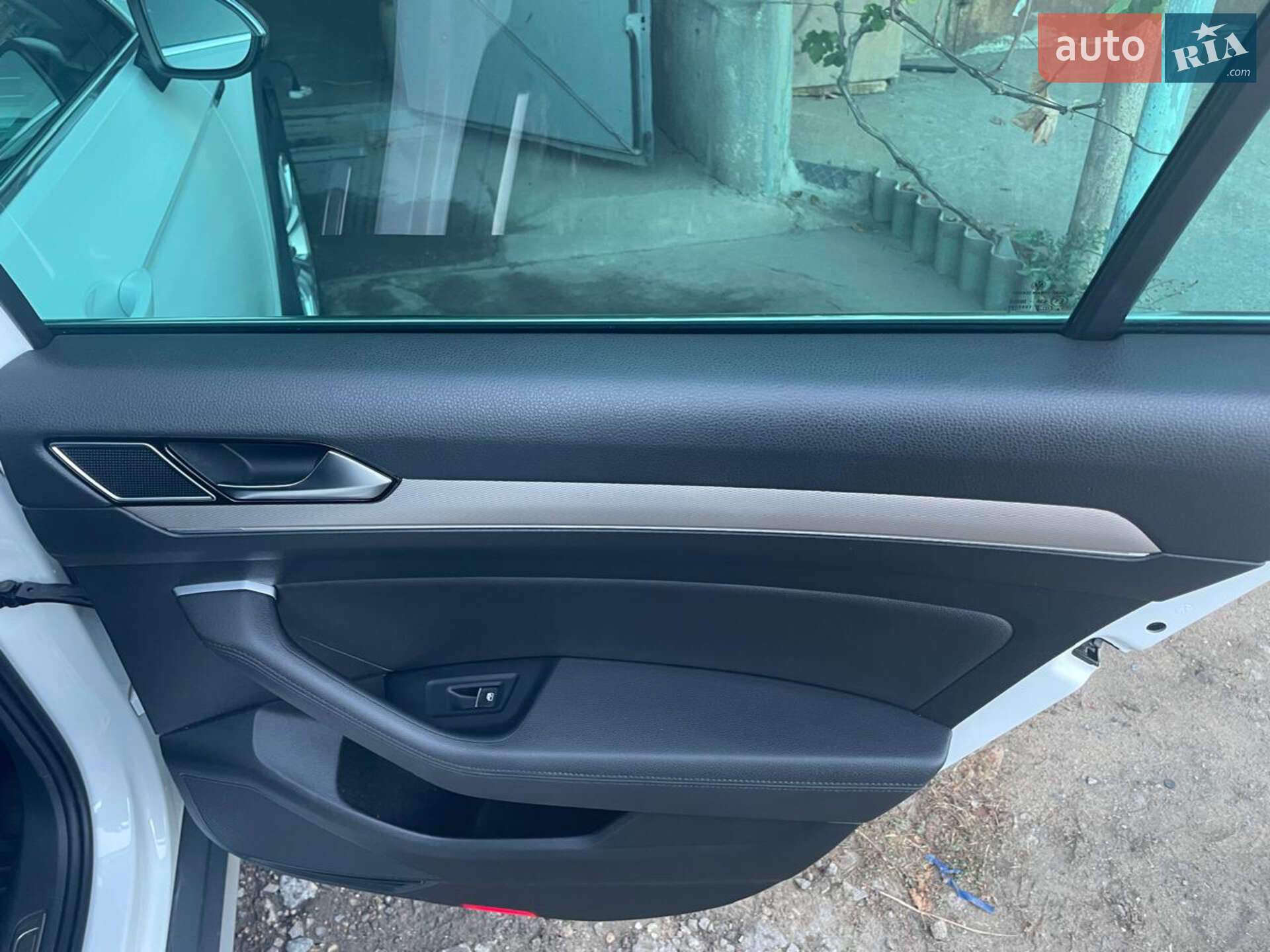 Volkswagen Passat Alltrack 2016 VIN WVWZZZ3CZGE179192 фото оголошення 24 з 39