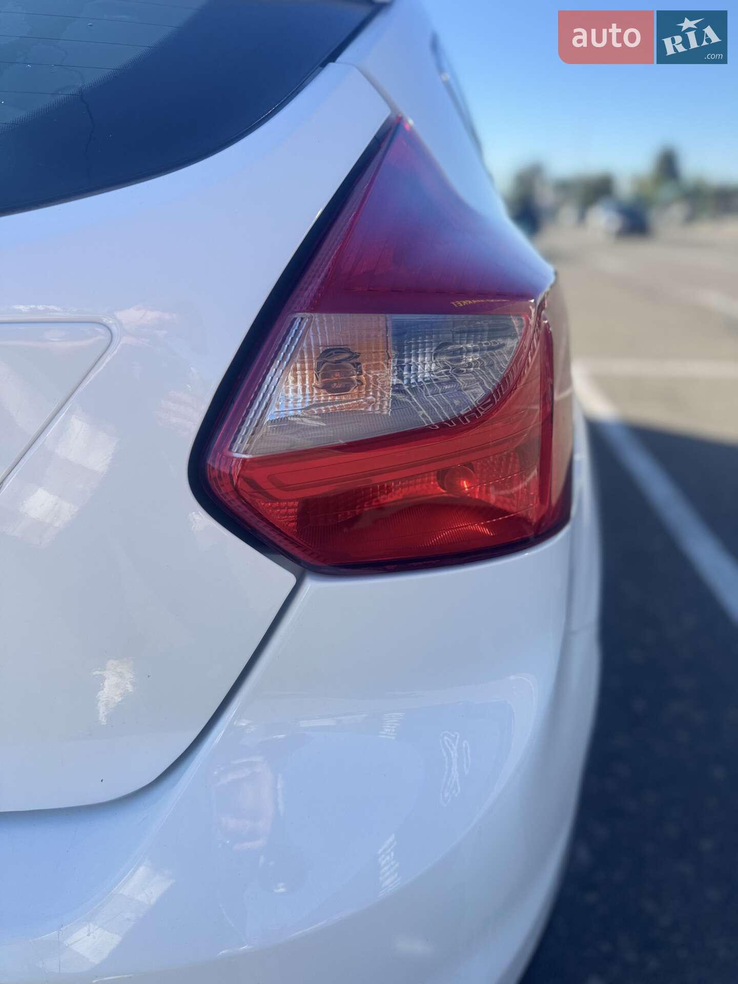Ford Focus 2012 VIN WF0KXXGCBKCL44378 фото оголошення 6 з 8