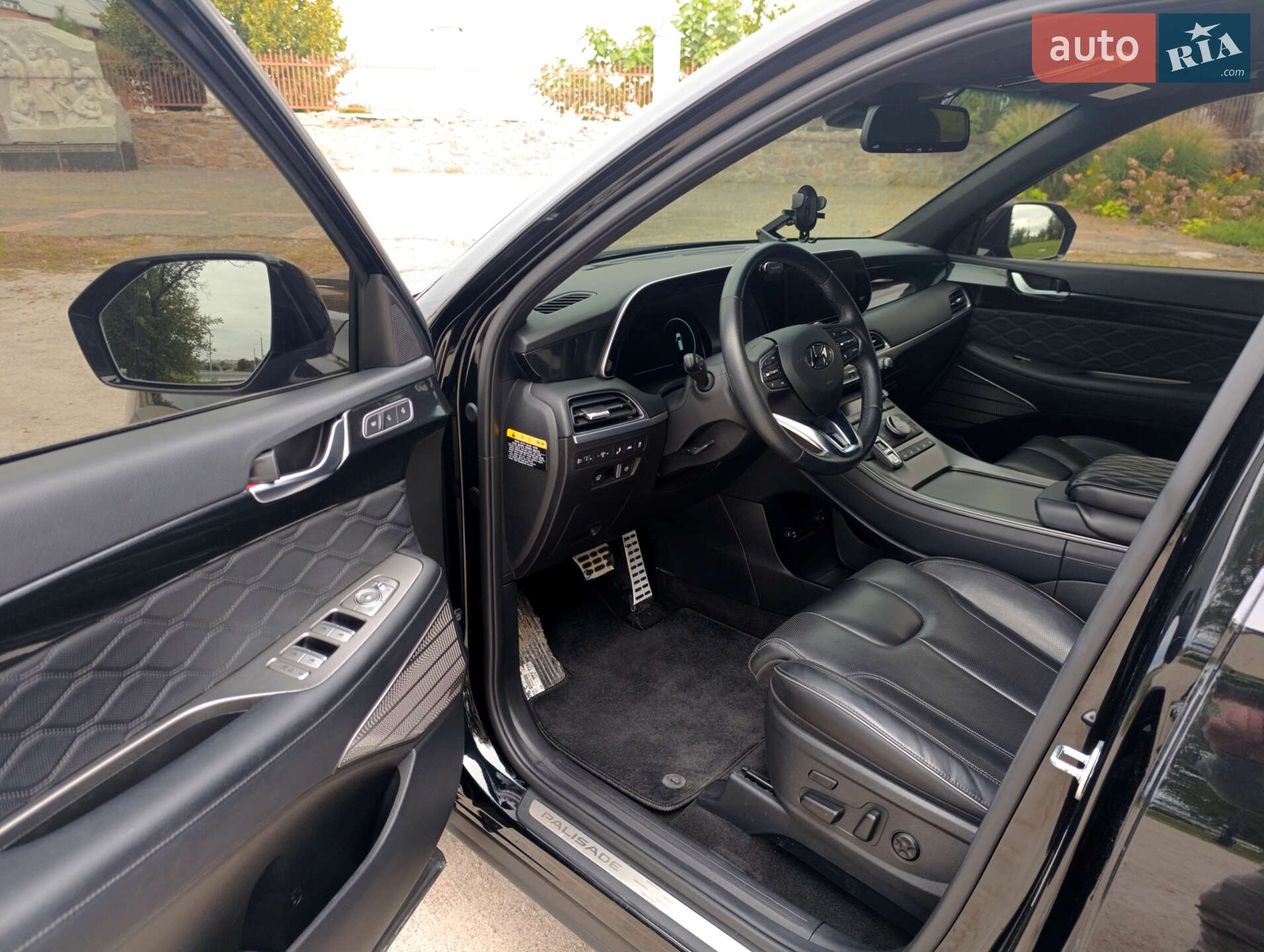 Hyundai Palisade 2020 VIN KMHR581ABMU208192 фото оголошення 30 з 75