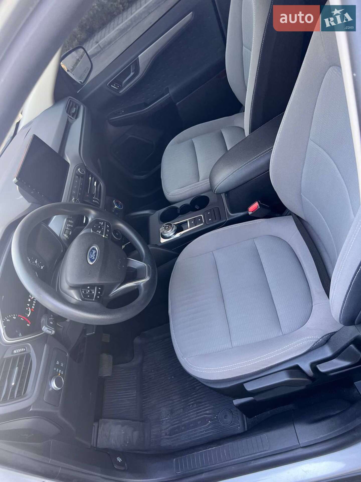 Ford Escape 2019 VIN 1FMCU0F69LUA81439 фото оголошення 11 з 12