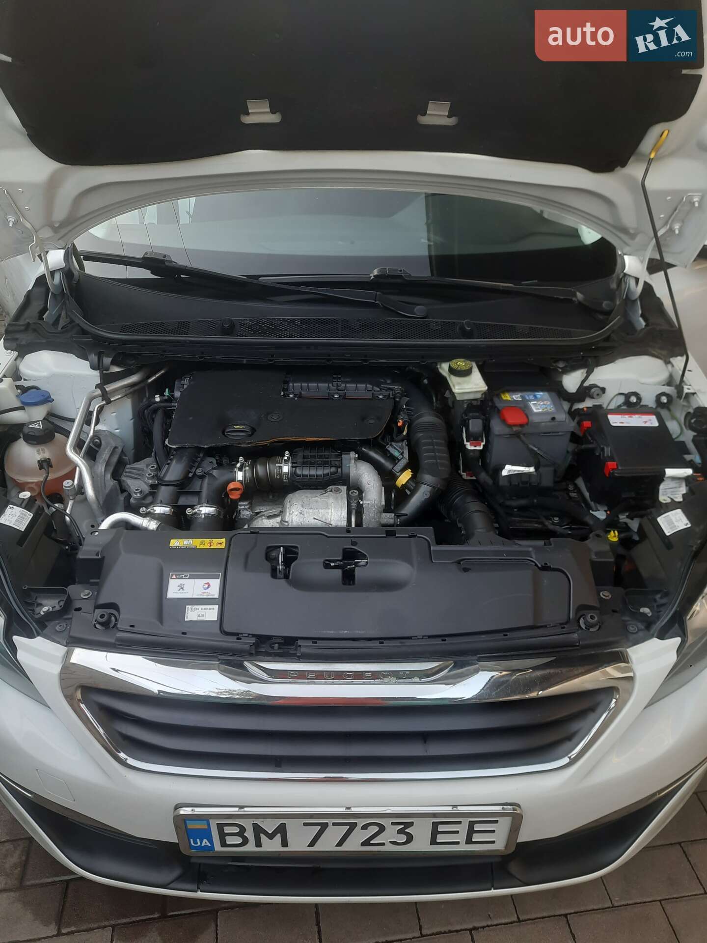 Peugeot 308 2015 VIN VF3LCBHZWFS175733 фото оголошення 13 з 39