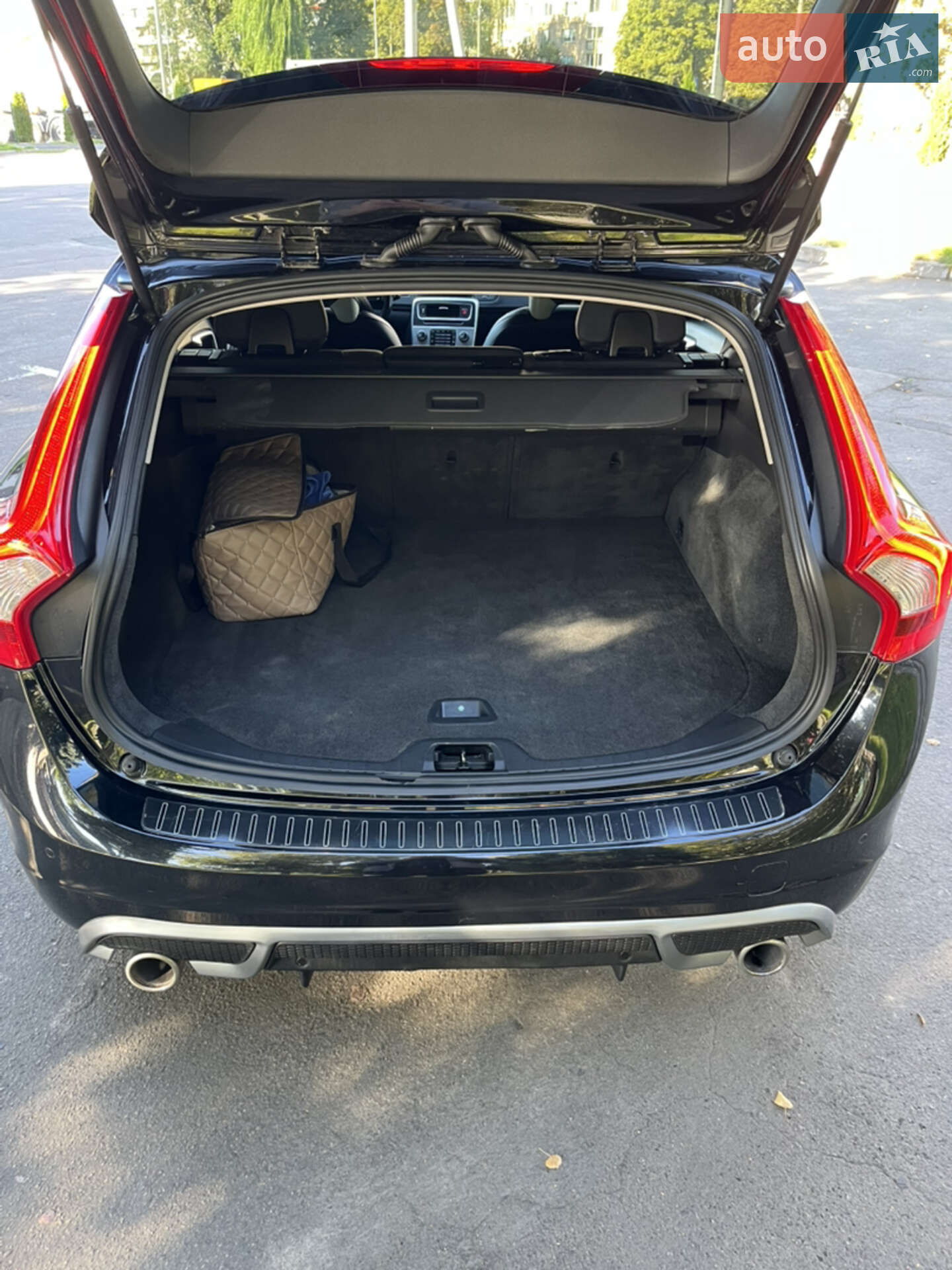 Volvo V60 2011 VIN YV1FW8250C1035178 фото оголошення 18 з 63