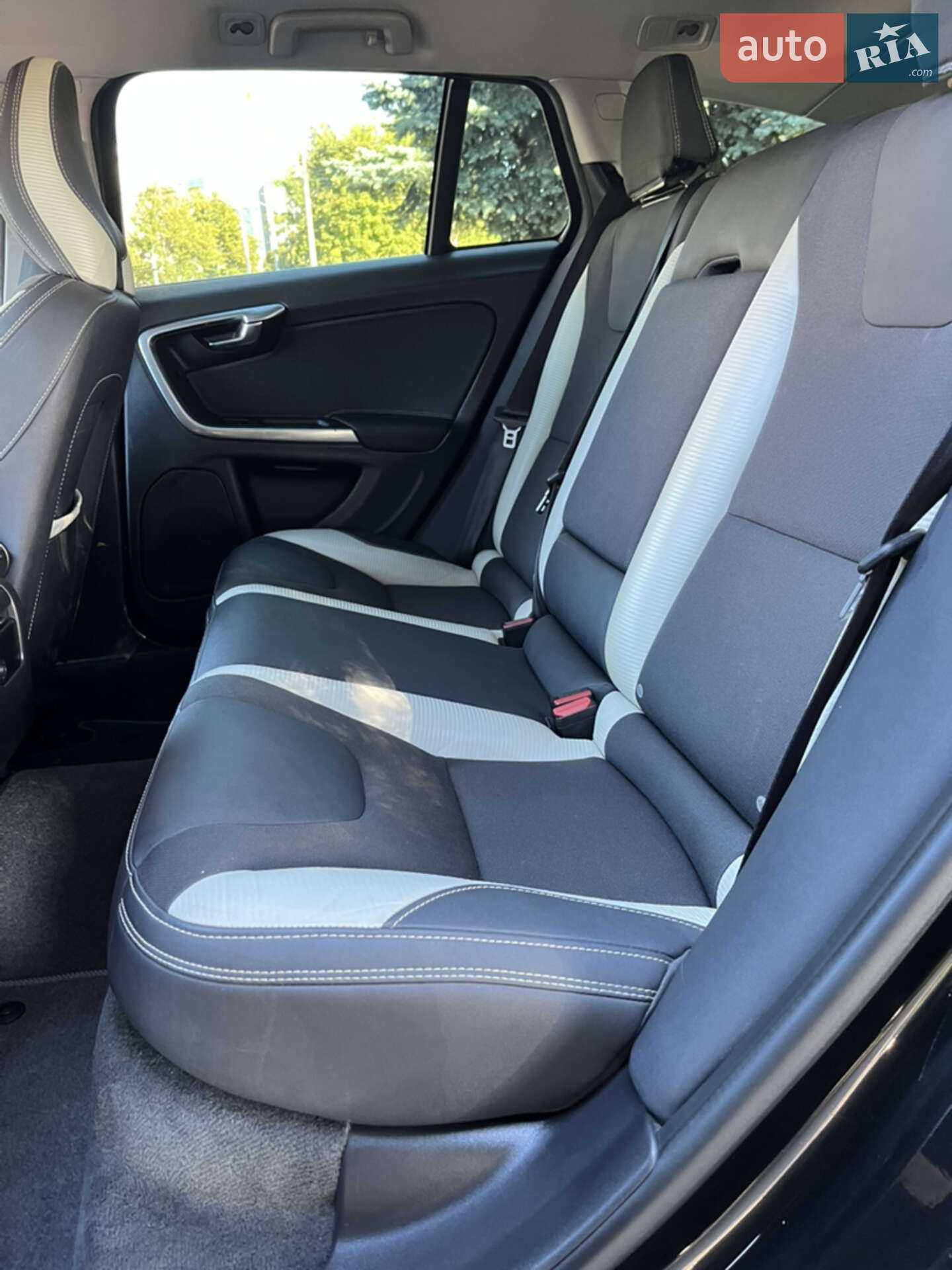 Volvo V60 2011 VIN YV1FW8250C1035178 фото оголошення 29 з 63