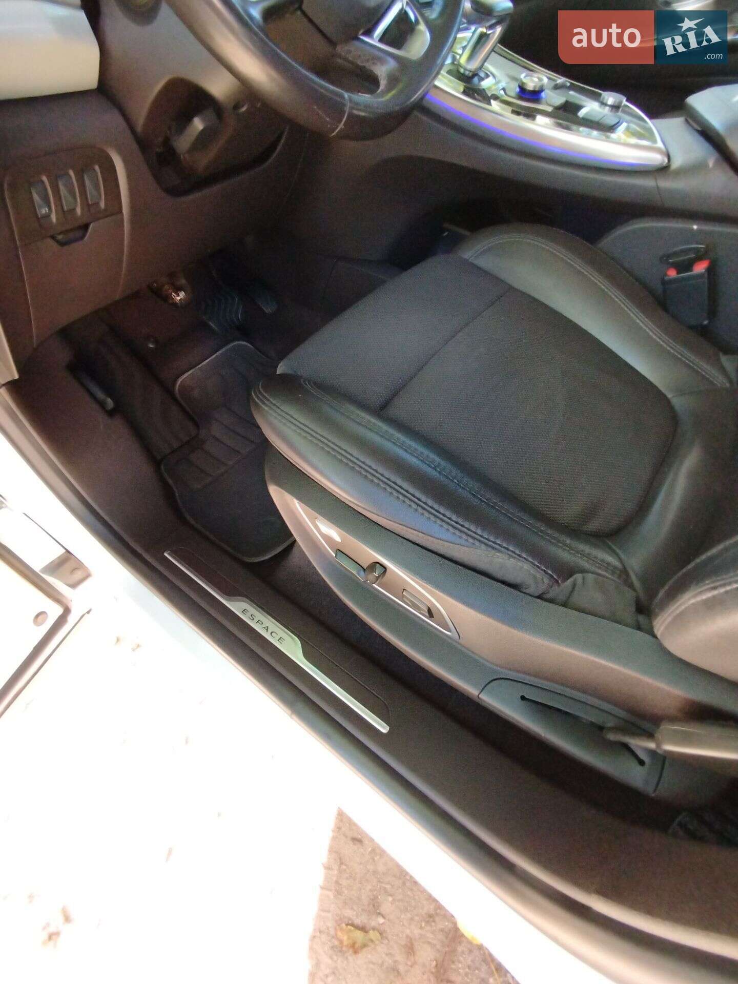 Renault Espace 2015 VIN VF1RFC00854026643 фото оголошення 27 з 37