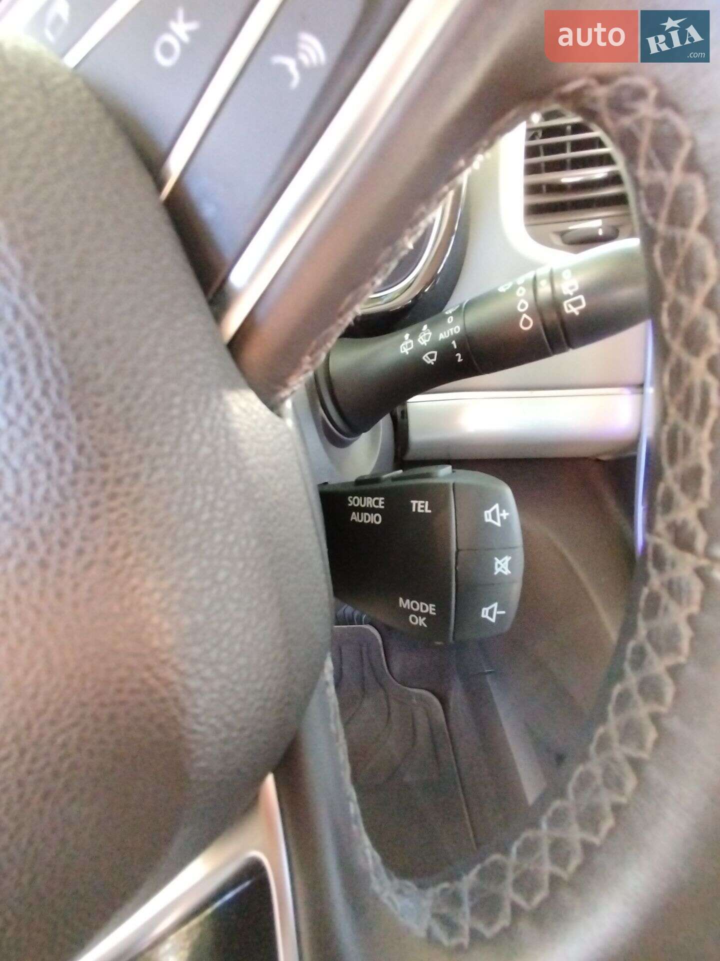 Renault Espace 2015 VIN VF1RFC00854026643 фото оголошення 28 з 37