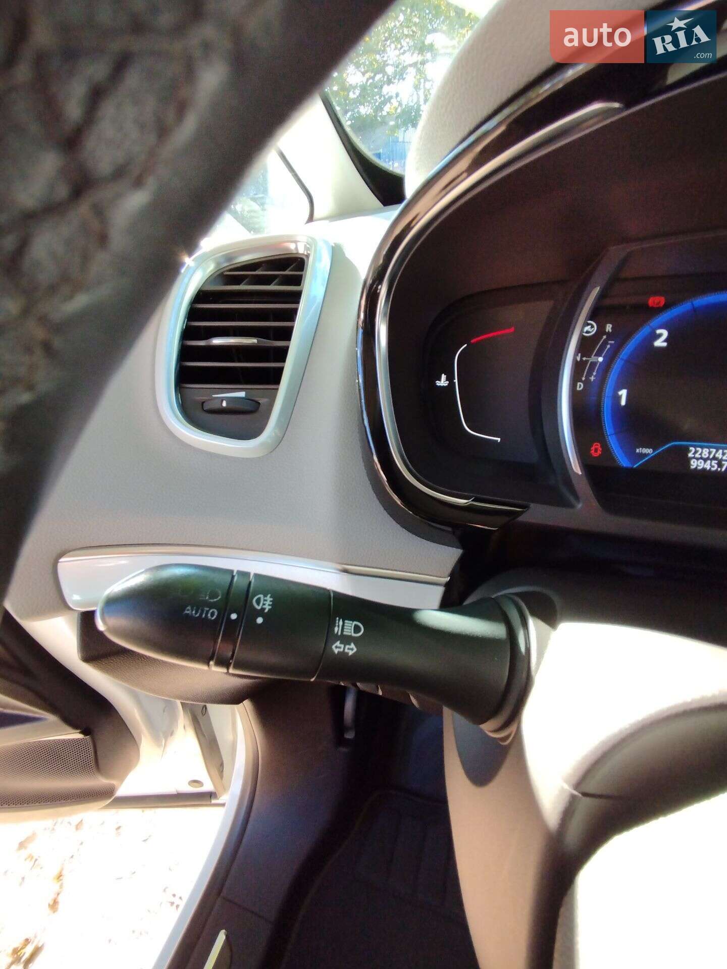 Renault Espace 2015 VIN VF1RFC00854026643 фото оголошення 30 з 37