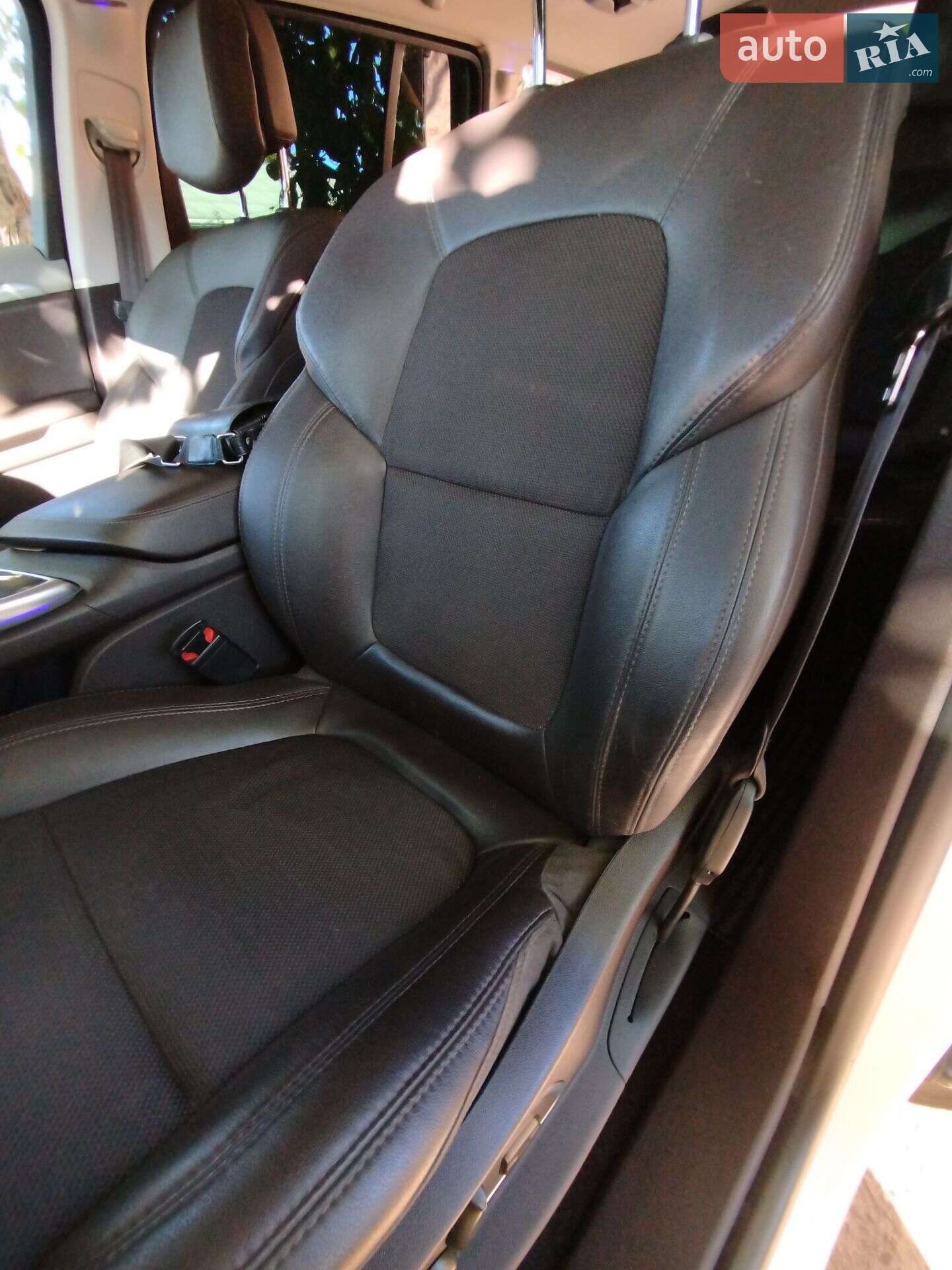 Renault Espace 2015 VIN VF1RFC00854026643 фото оголошення 32 з 37