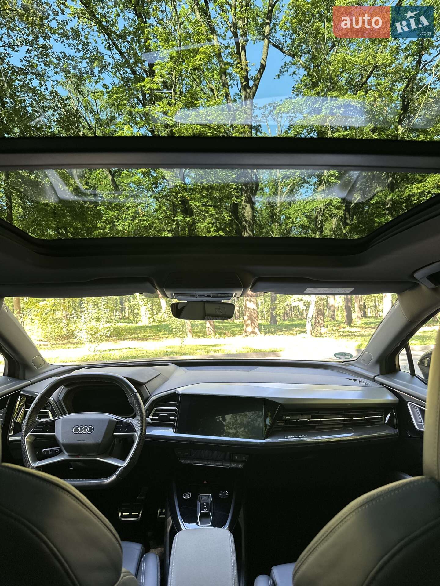 Audi Q4 e-tron 2021 VIN WAUZZZFZZNP001396 фото оголошення 28 з 50