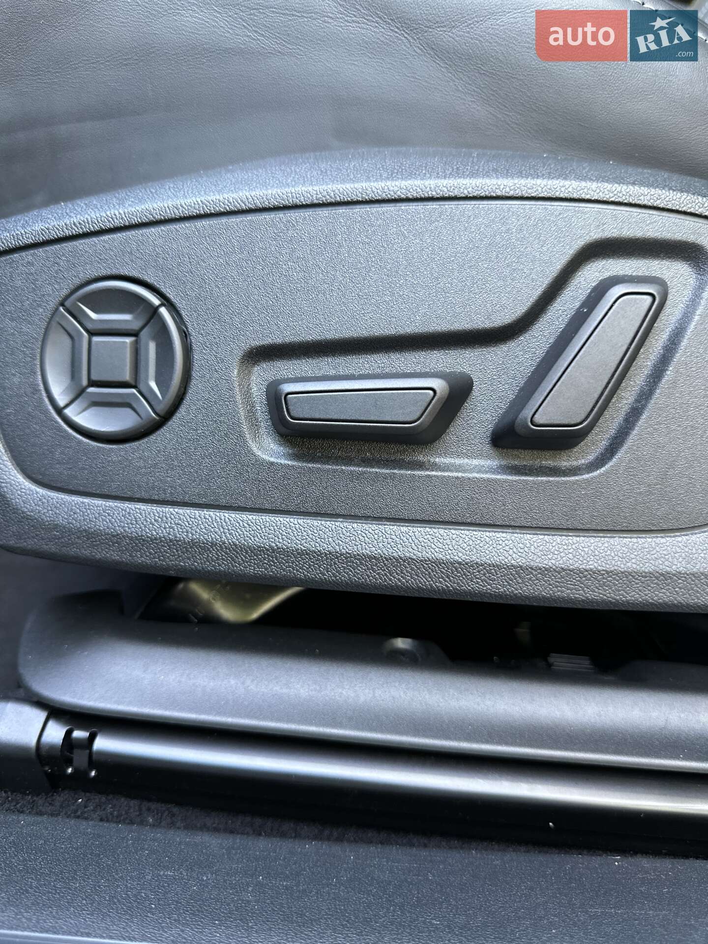Audi Q4 e-tron 2021 VIN WAUZZZFZZNP001396 фото оголошення 37 з 50