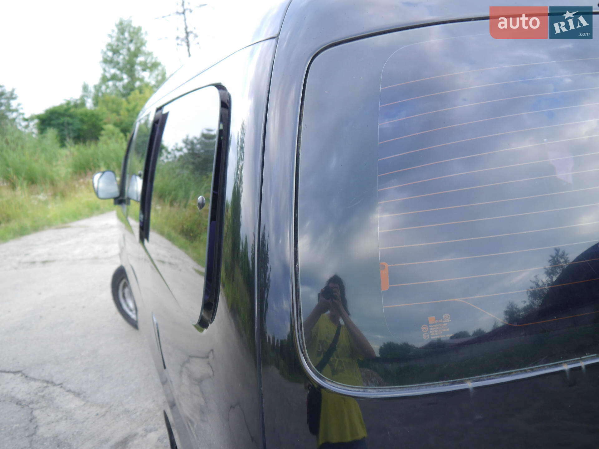 Hyundai H-1 2005 VIN KMJWWH7W66U686557 фото оголошення 12 з 12