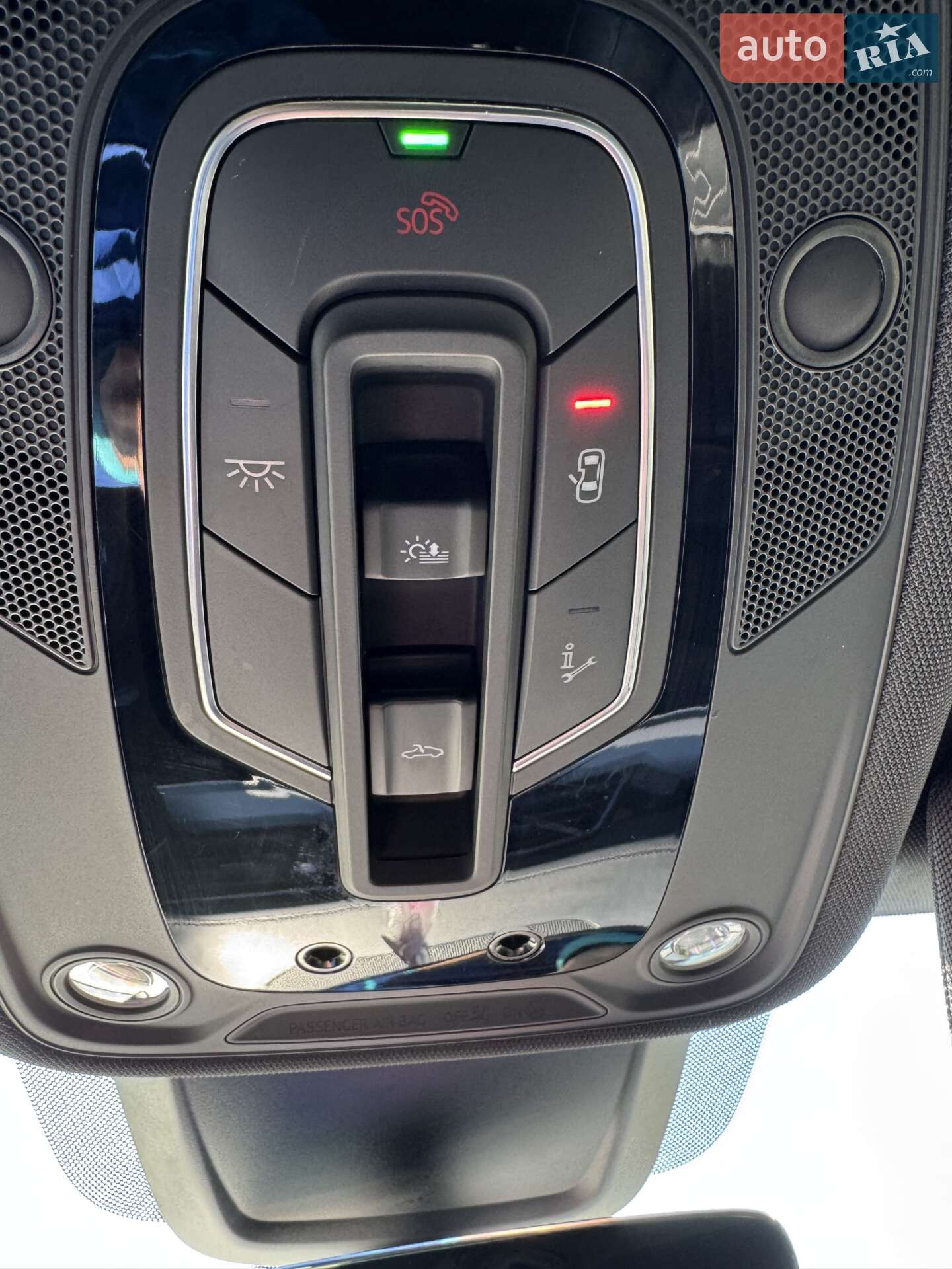 Audi e-tron 2018 VIN WAUZZZGE9KB002207 фото оголошення 9 з 14