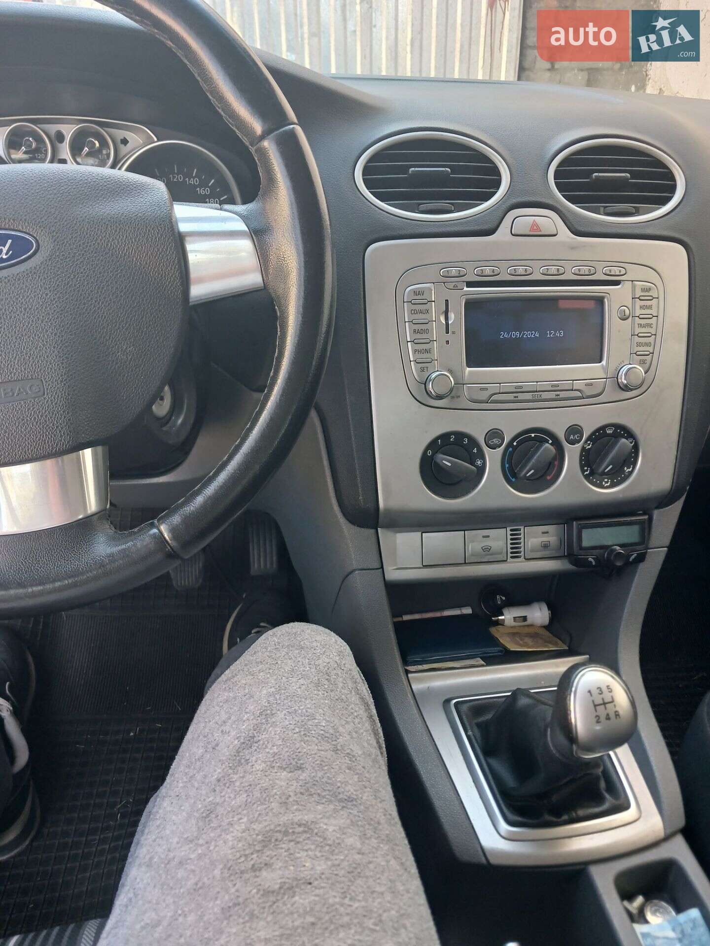 Ford Focus 2009 VIN WF0SXXGCDS9B40935 фото оголошення 14 з 22