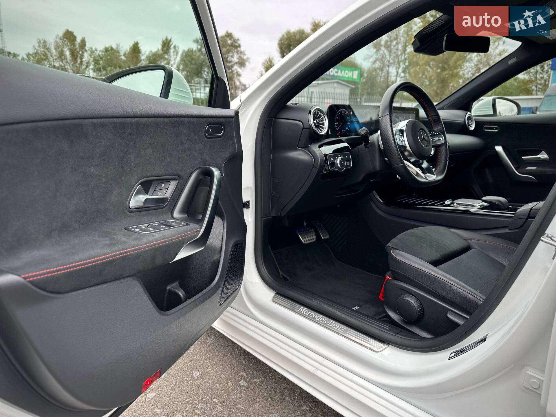 Mercedes-Benz A-Class 2021 VIN W1K1770101N222317 фото оголошення 39 з 98