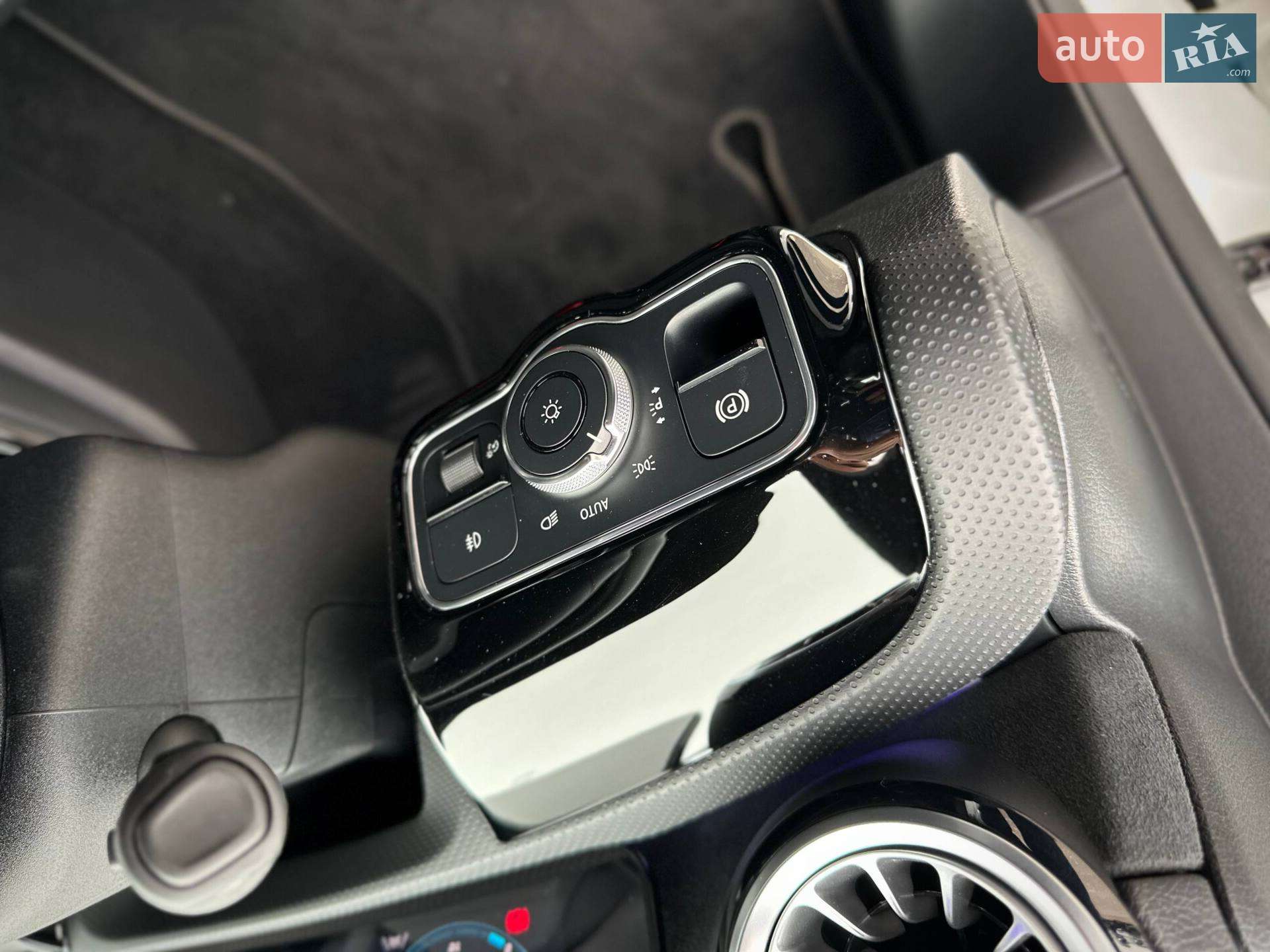 Mercedes-Benz A-Class 2021 VIN W1K1770101N222317 фото оголошення 51 з 98