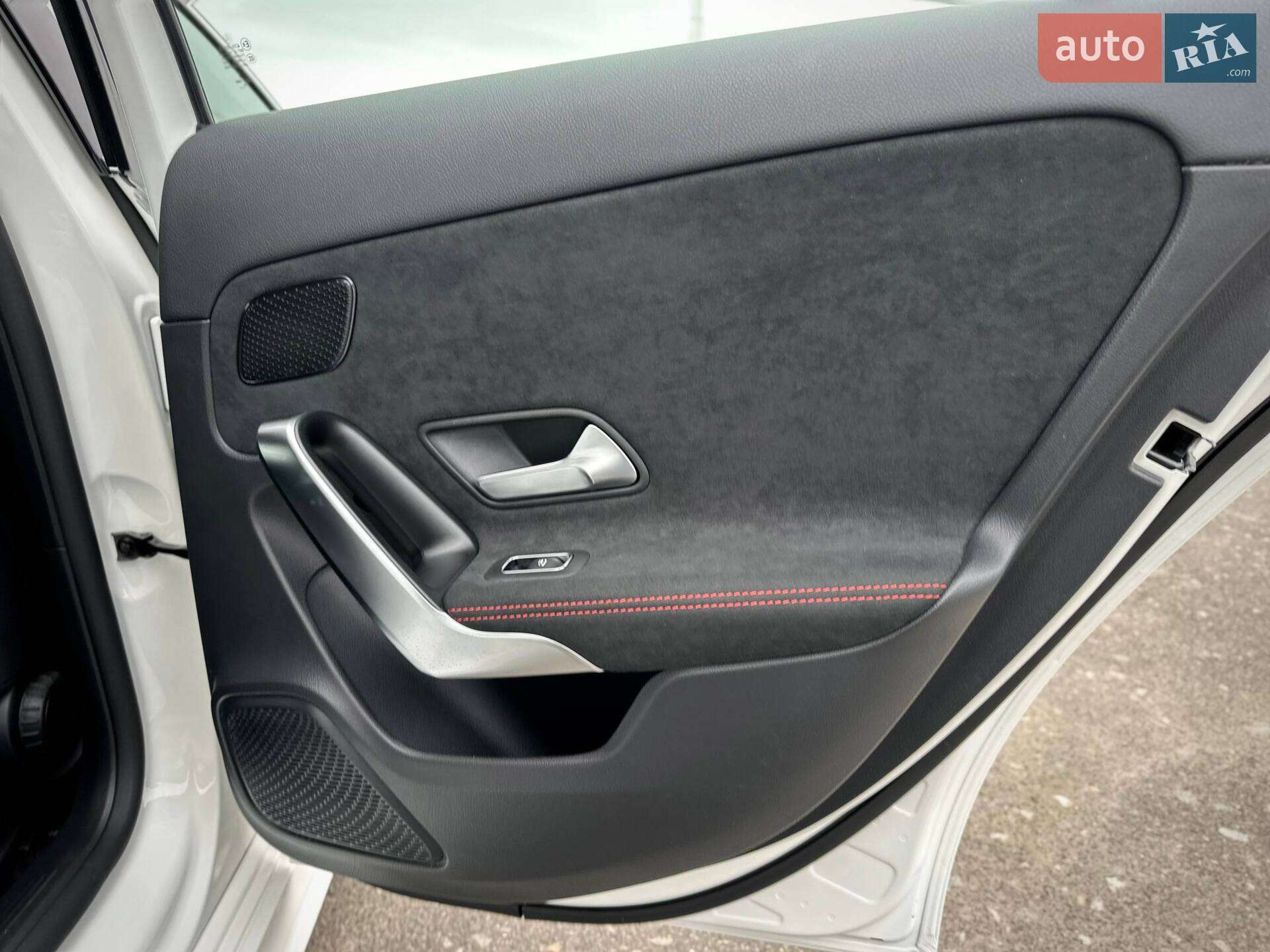 Mercedes-Benz A-Class 2021 VIN W1K1770101N222317 фото оголошення 71 з 98