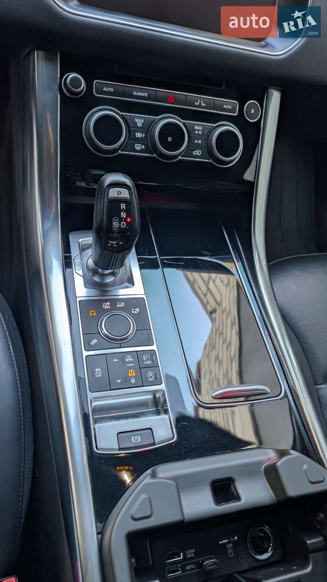 Land Rover Range Rover Sport 2017 VIN SALWR2FV1HA142757 фото оголошення 10 з 22