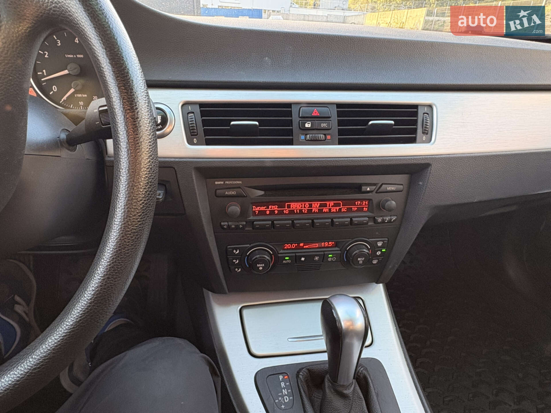 BMW 3 Series 2006 VIN WBAVB11030VE38857 фото оголошення 3 з 25