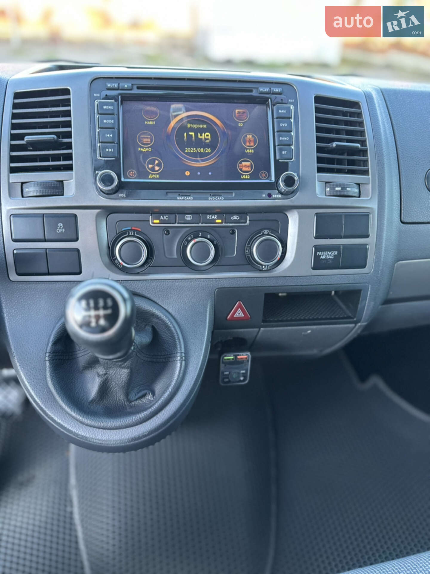 Volkswagen Caravelle 2013 VIN WV2ZZZ7HZDH083109 фото оголошення 11 з 24