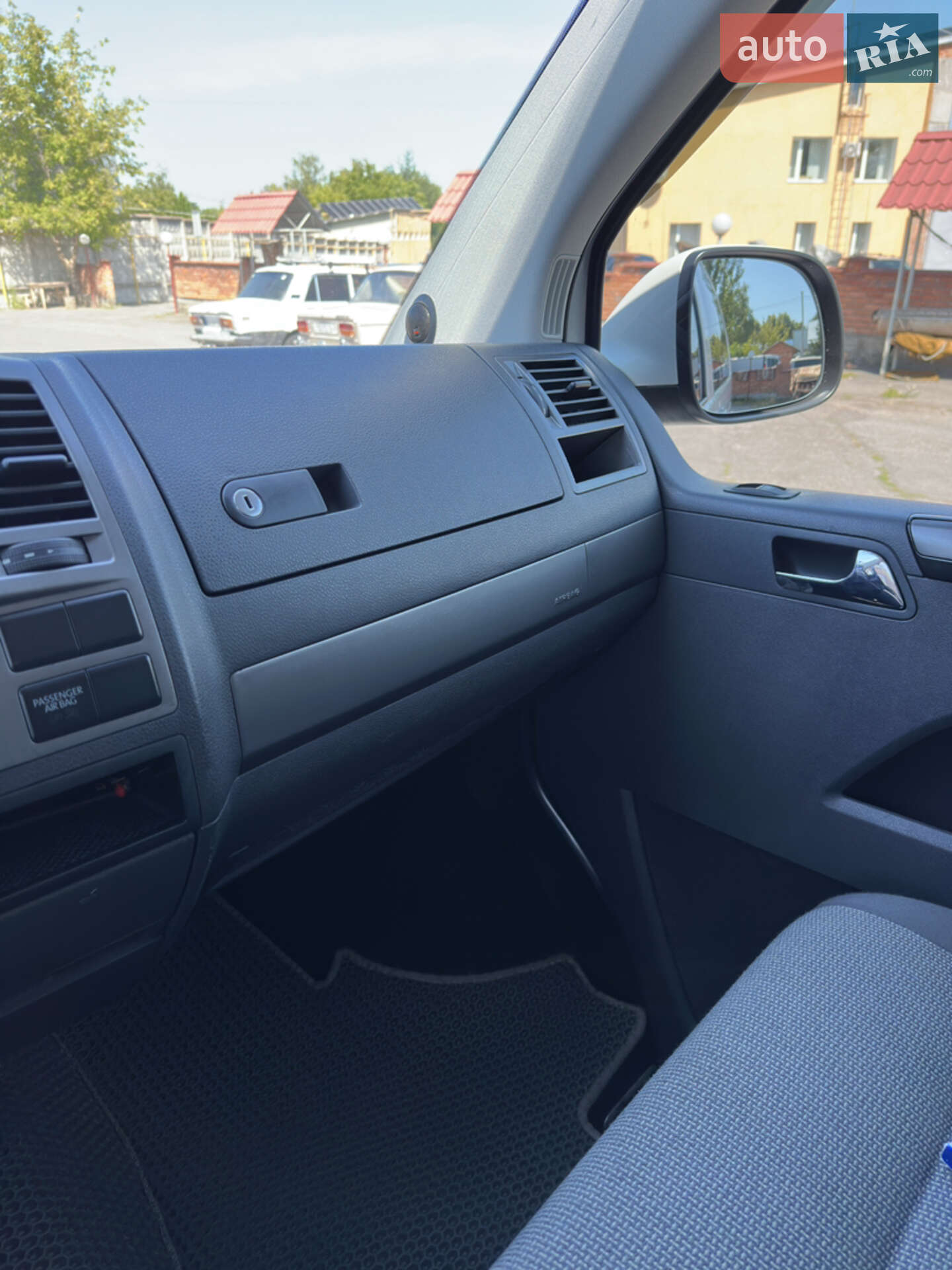 Volkswagen Caravelle 2013 VIN WV2ZZZ7HZDH083109 фото оголошення 13 з 24