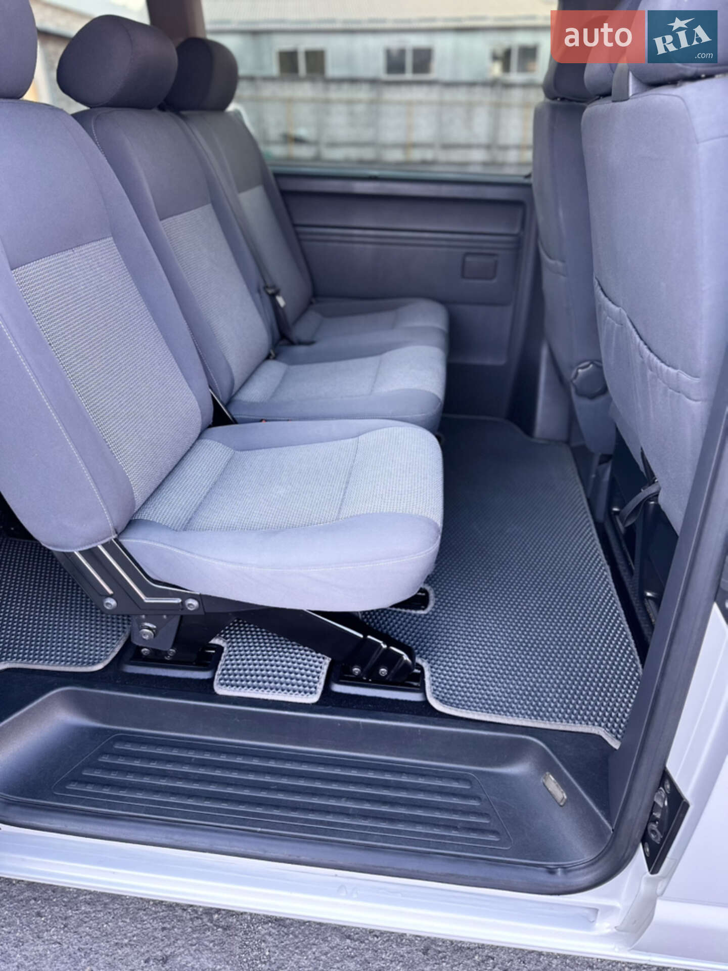 Volkswagen Caravelle 2013 VIN WV2ZZZ7HZDH083109 фото оголошення 15 з 24