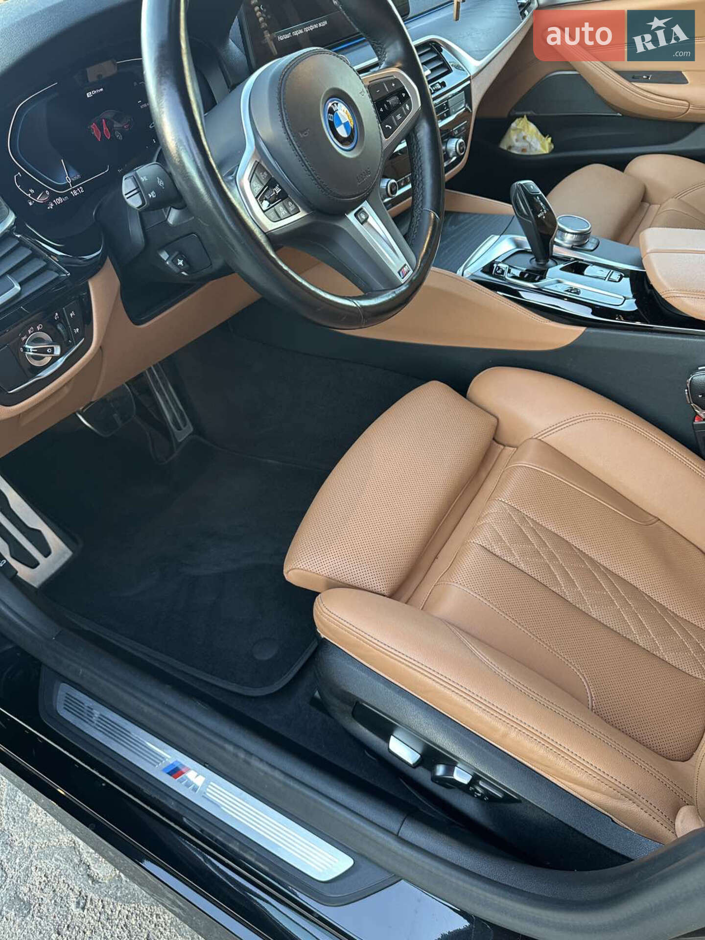 BMW 5 Series 2022 VIN WBA33AG0XNCK72459 фото оголошення 14 з 16