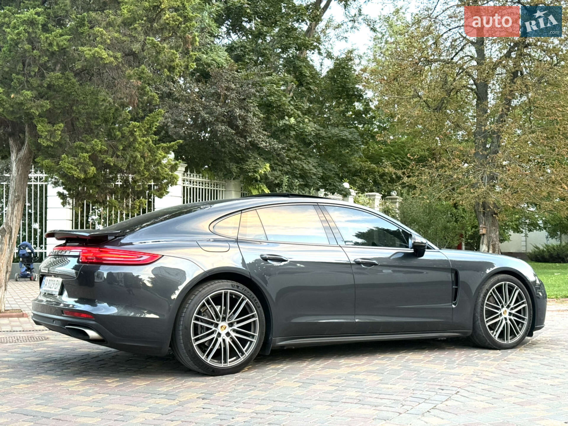 Porsche Panamera 2018 VIN WP0AA2A77JL114229 фото оголошення 10 з 40