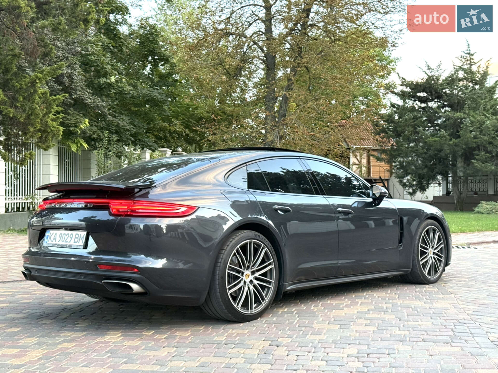 Porsche Panamera 2018 VIN WP0AA2A77JL114229 фото оголошення 12 з 40