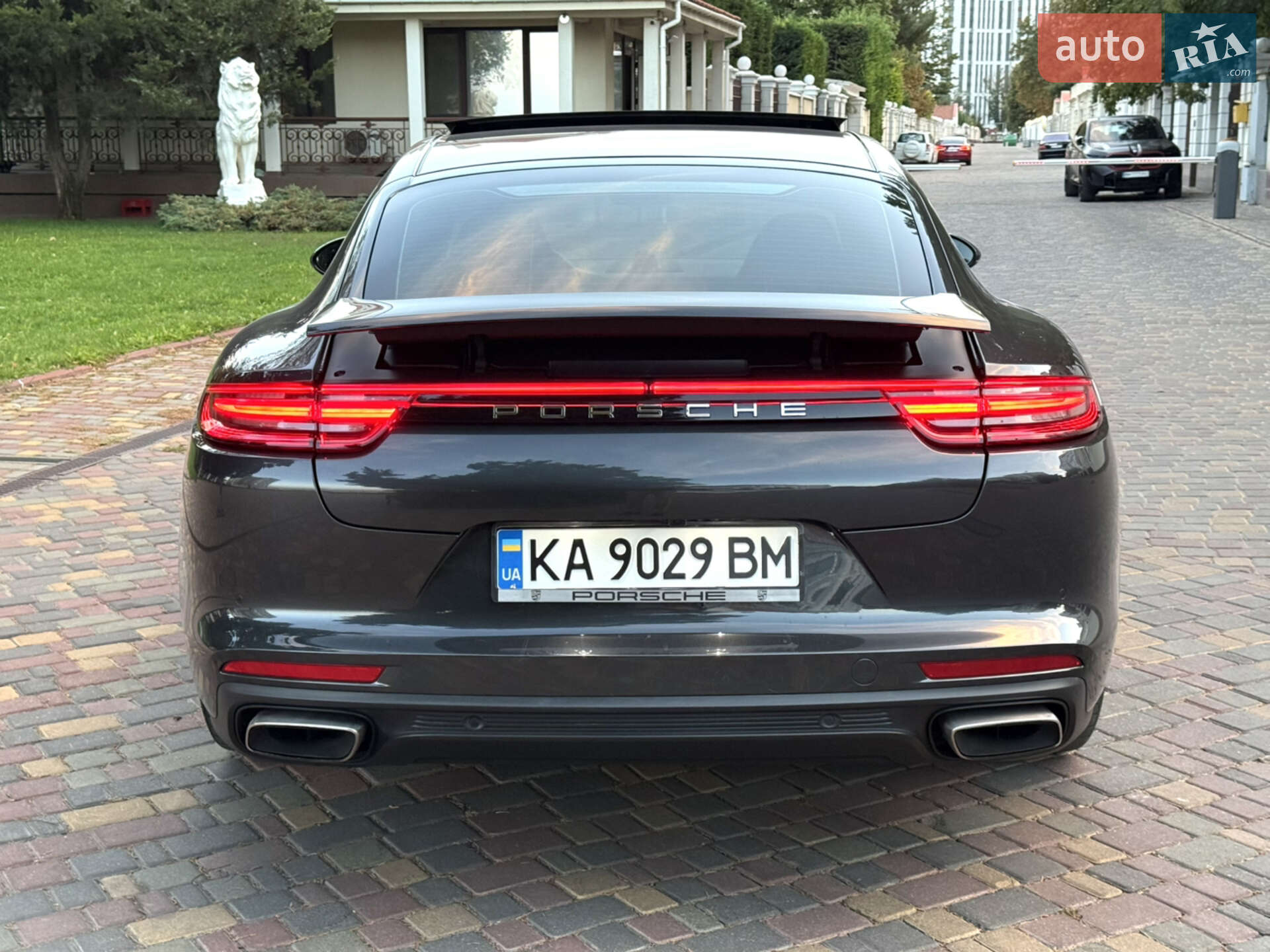 Porsche Panamera 2018 VIN WP0AA2A77JL114229 фото оголошення 14 з 40