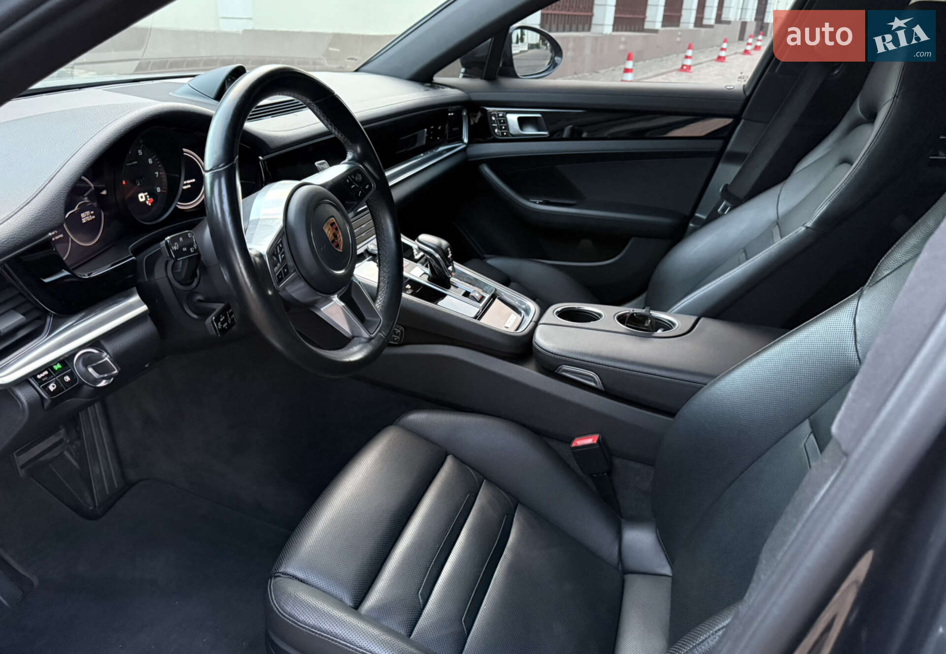 Porsche Panamera 2018 VIN WP0AA2A77JL114229 фото оголошення 18 з 40