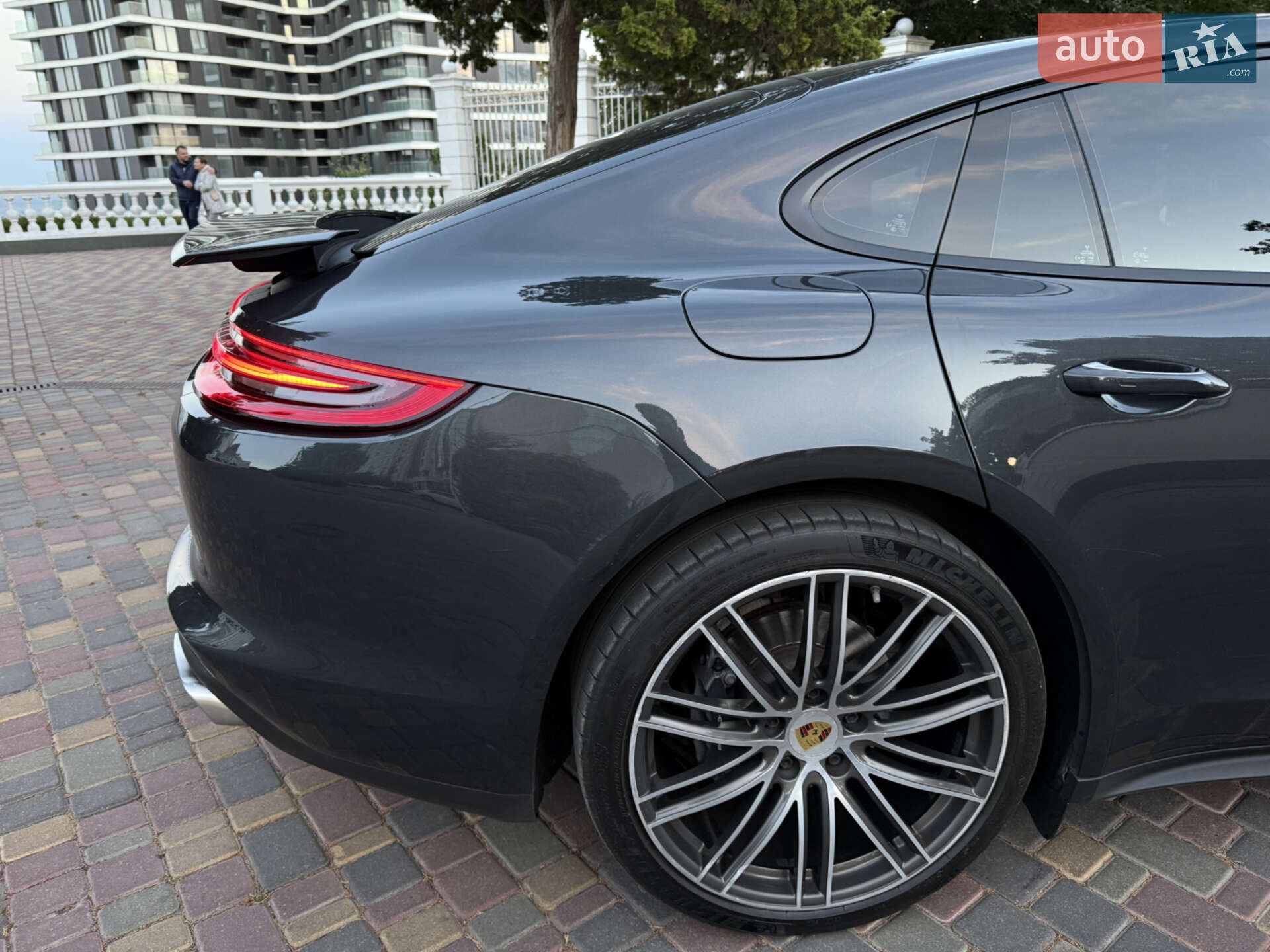 Porsche Panamera 2018 VIN WP0AA2A77JL114229 фото оголошення 30 з 40