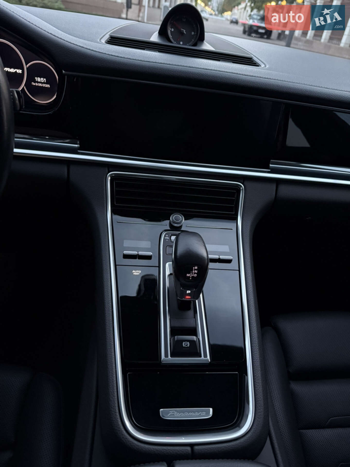Porsche Panamera 2018 VIN WP0AA2A77JL114229 фото оголошення 34 з 40