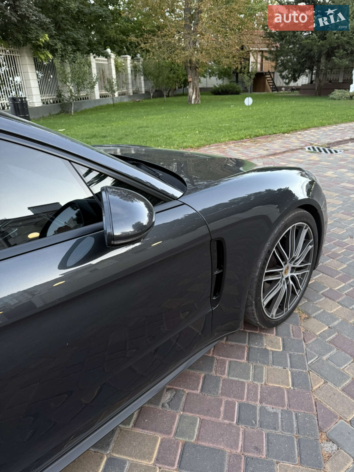Porsche Panamera 2018 VIN WP0AA2A77JL114229 фото оголошення 39 з 40