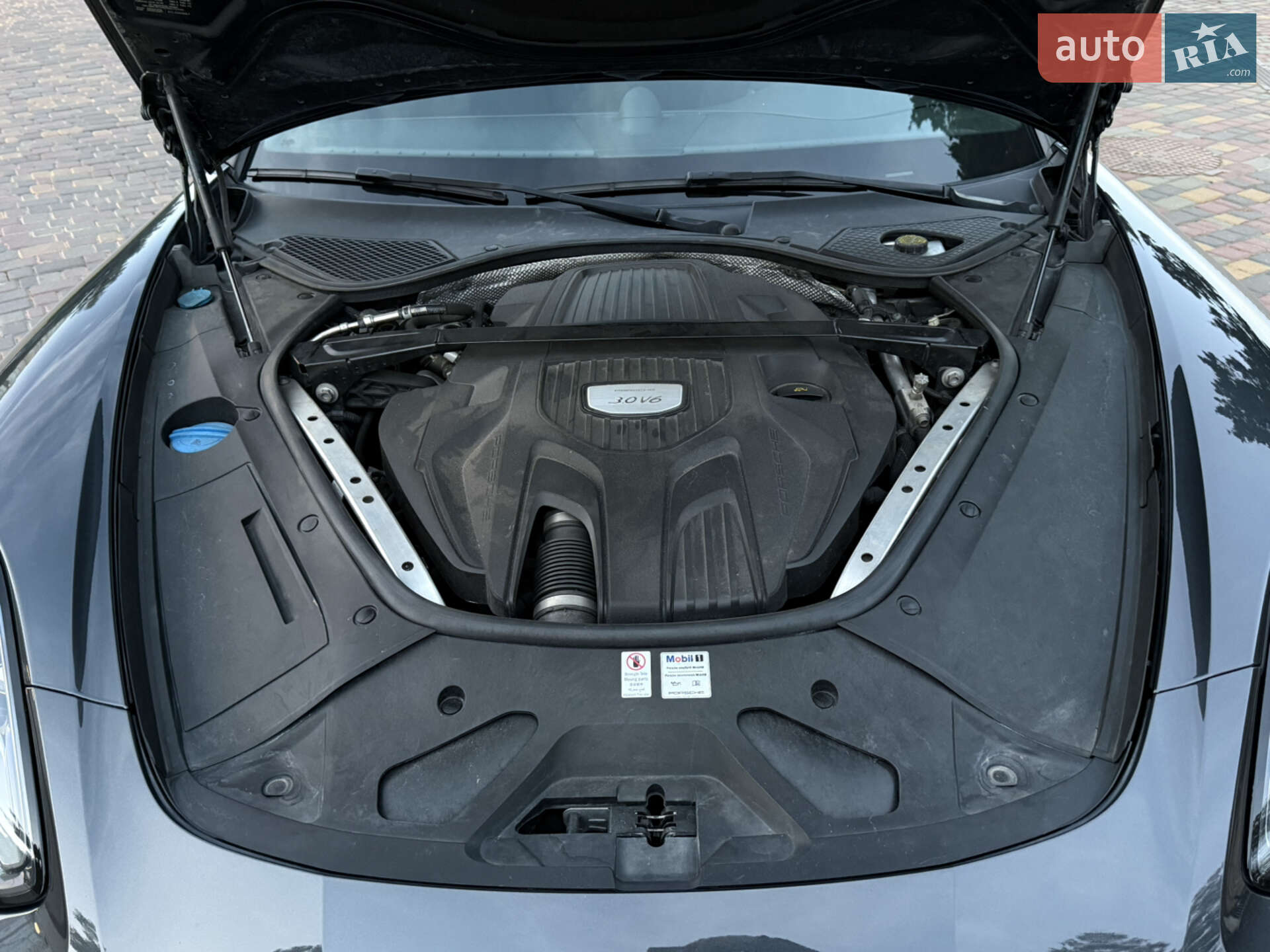 Porsche Panamera 2018 VIN WP0AA2A77JL114229 фото оголошення 40 з 40