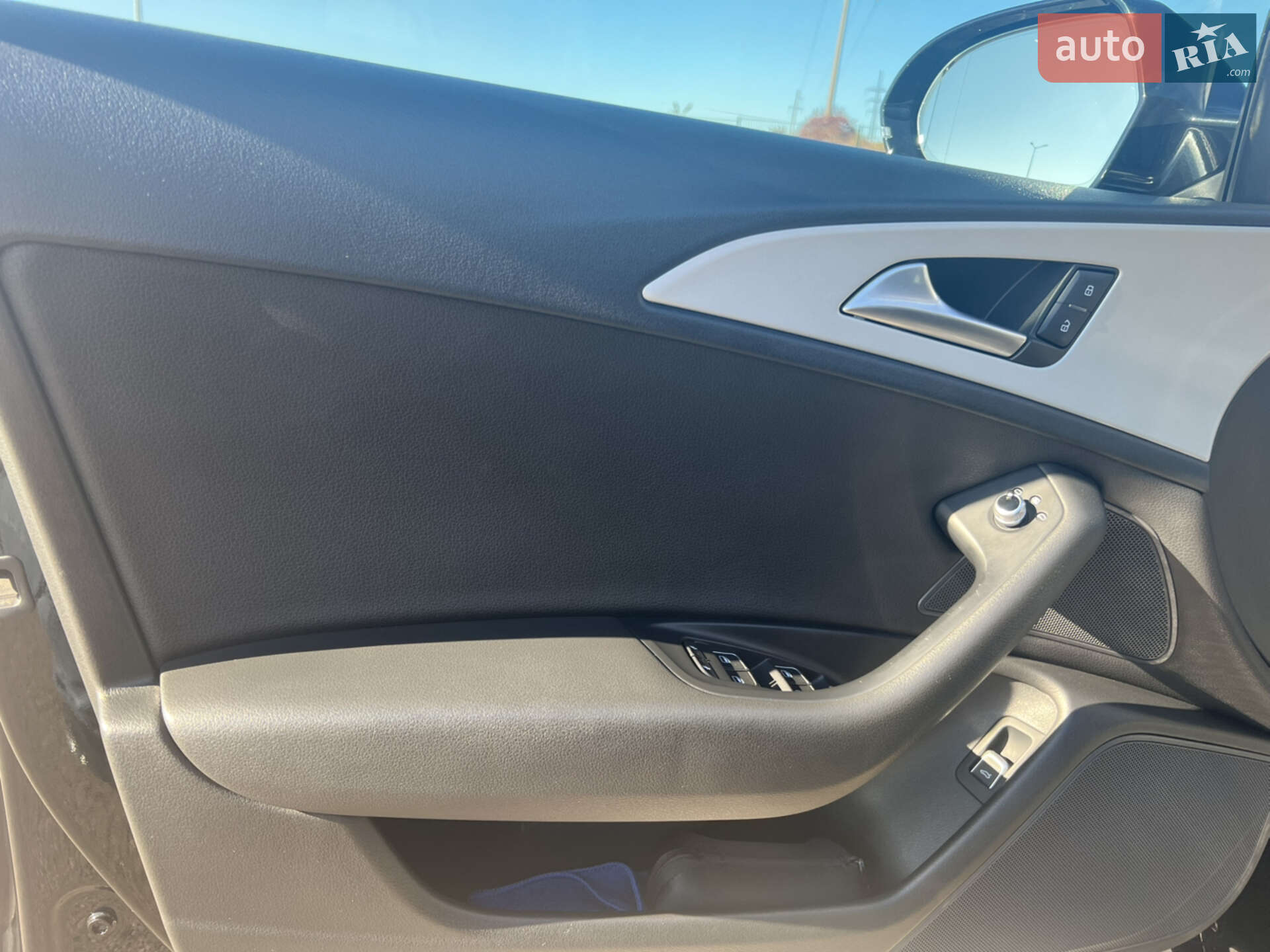 Audi A6 2015 VIN WAUZZZ4GXGN054103 фото оголошення 8 з 31