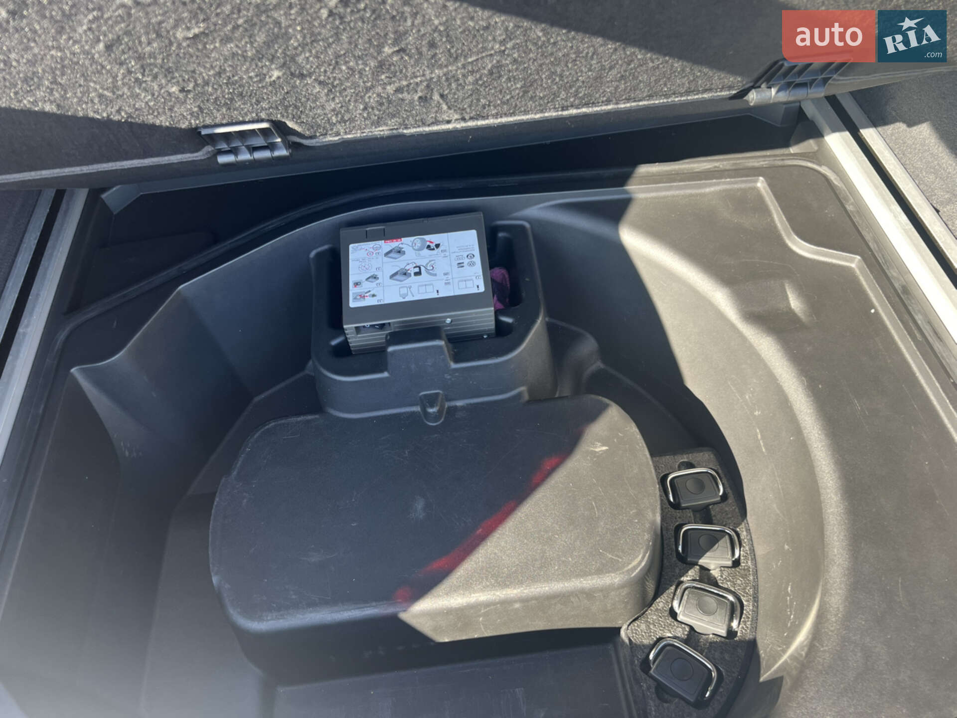 Audi A6 2015 VIN WAUZZZ4GXGN054103 фото оголошення 30 з 31