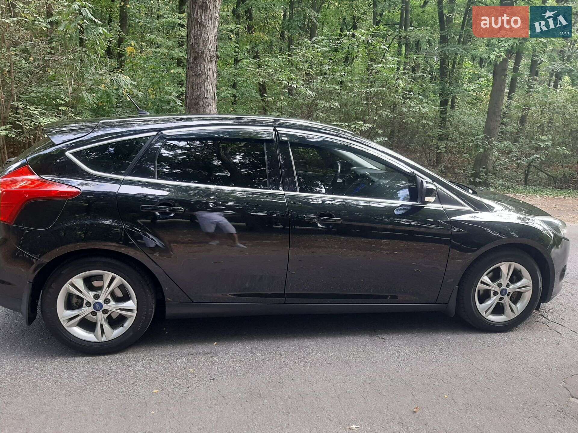 Ford Focus 2012 VIN WF0KXXGCBKCA55641 фото оголошення 10 з 13