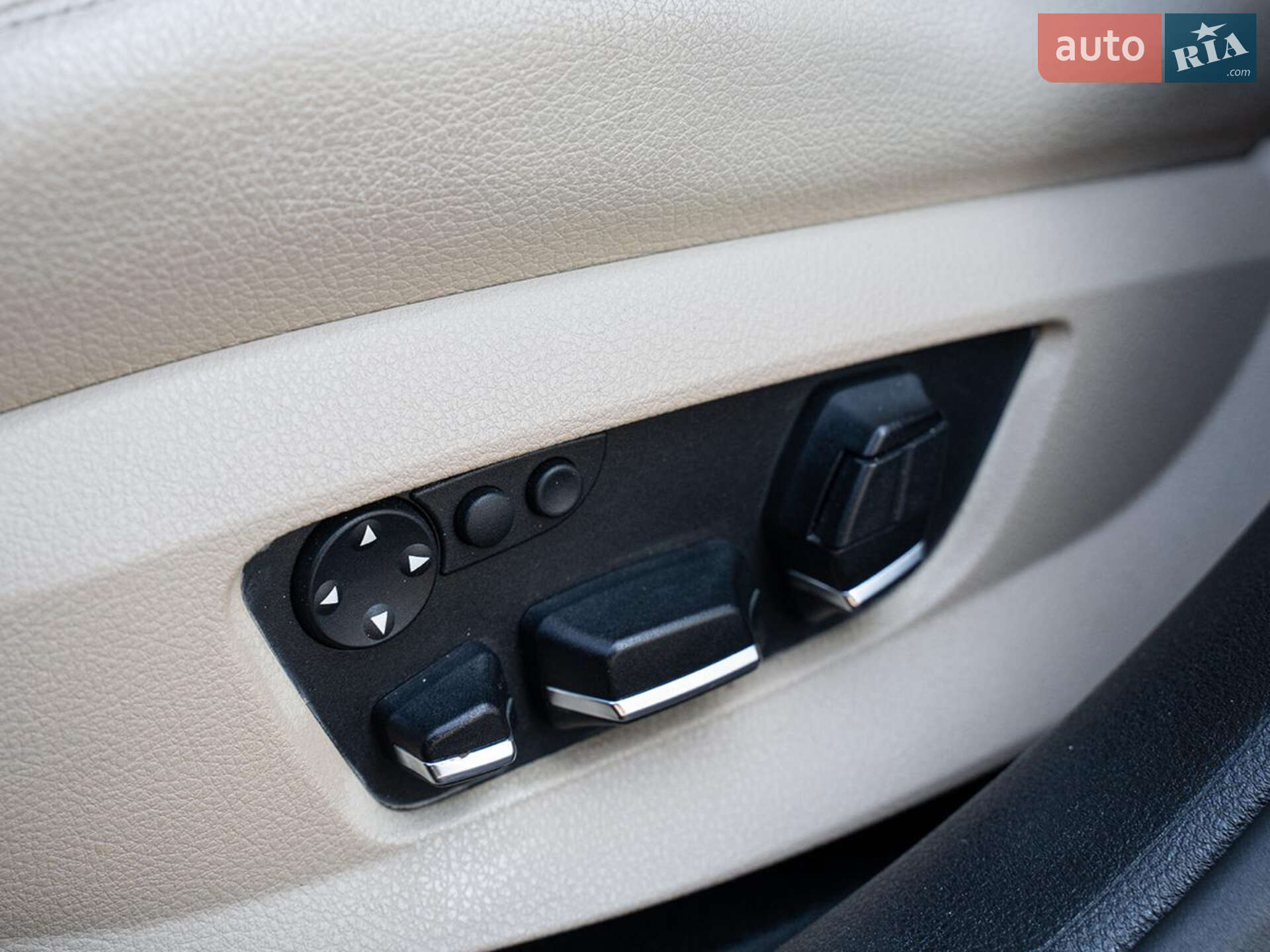 BMW 7 Series 2009 VIN WBAKM210X0C332014 фото оголошення 50 з 56