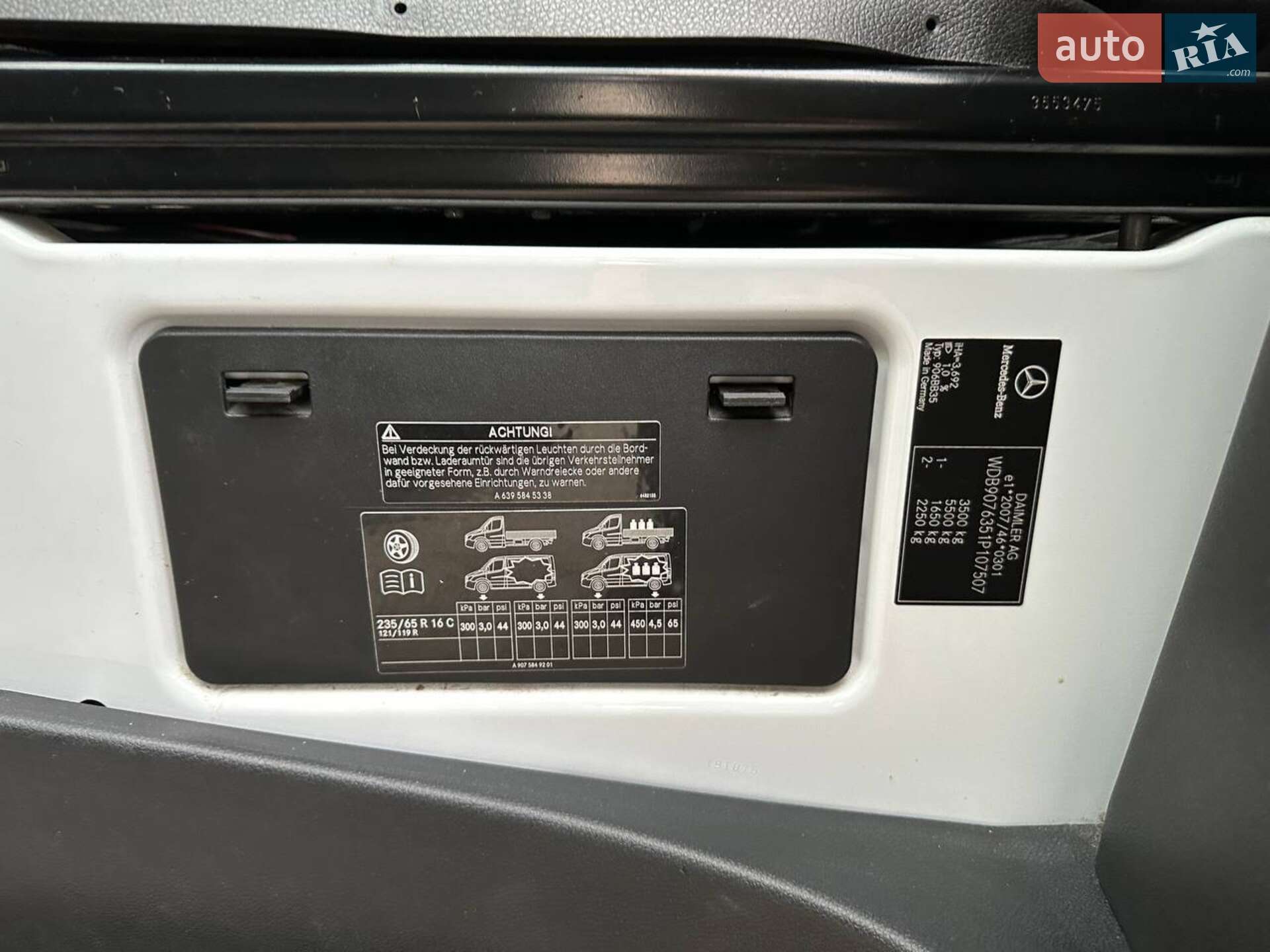 Mercedes-Benz Sprinter 2019 VIN WDB9076351P107507 фото оголошення 18 з 33