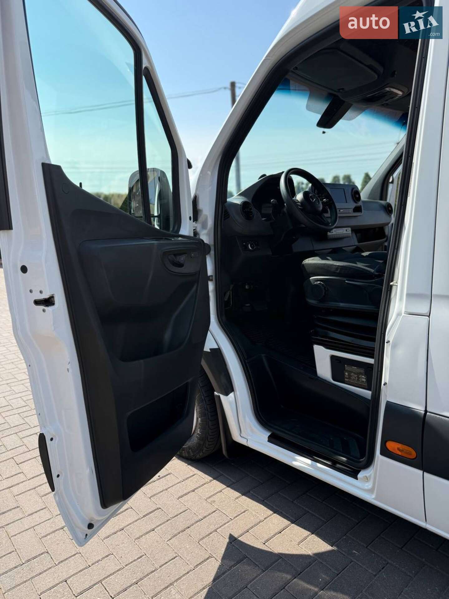 Mercedes-Benz Sprinter 2019 VIN WDB9076351P107507 фото оголошення 25 з 33