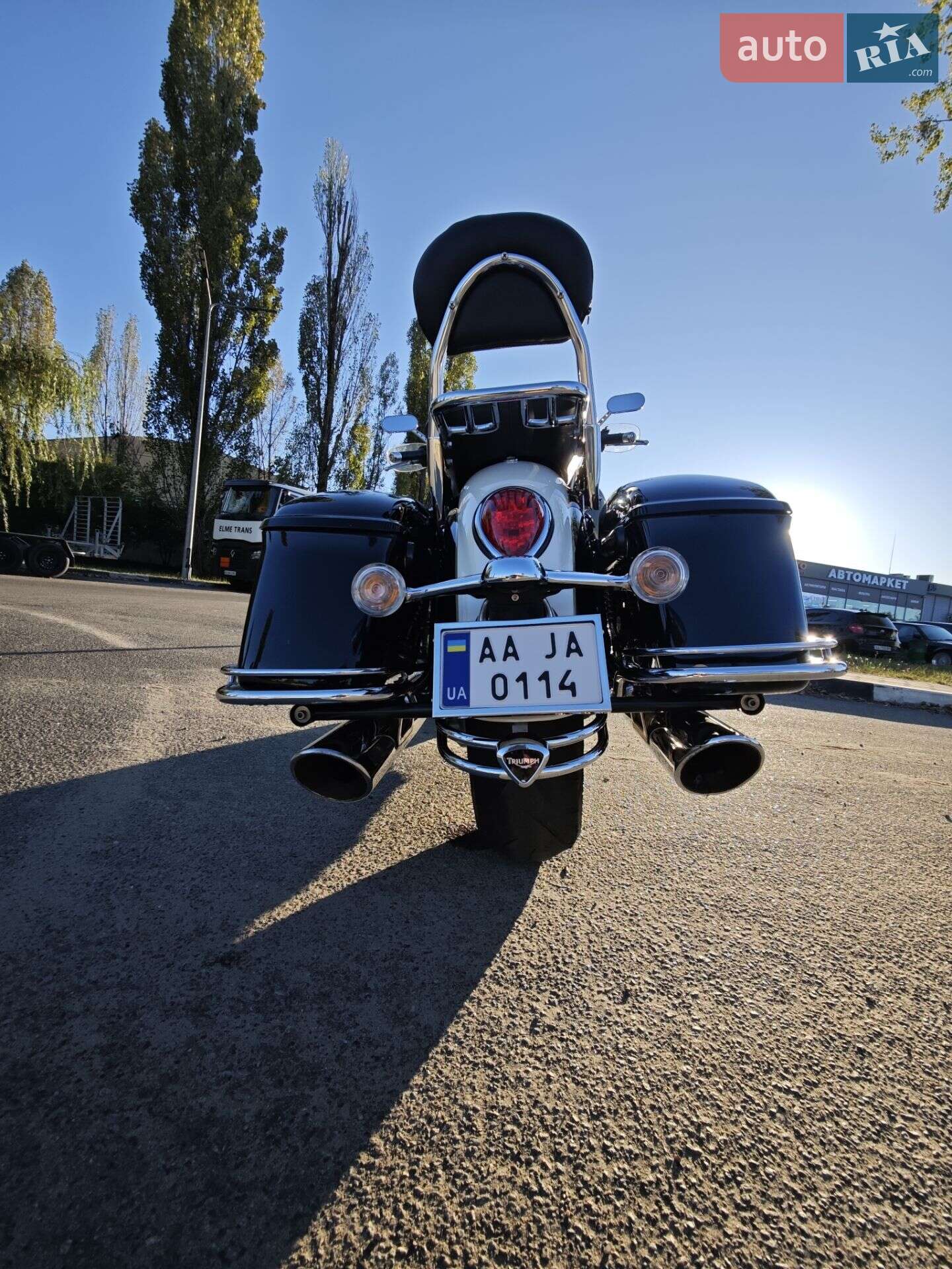 Triumph Rocket 2011 VIN SMTC05LR2BJ457492 фото оголошення 6 з 16