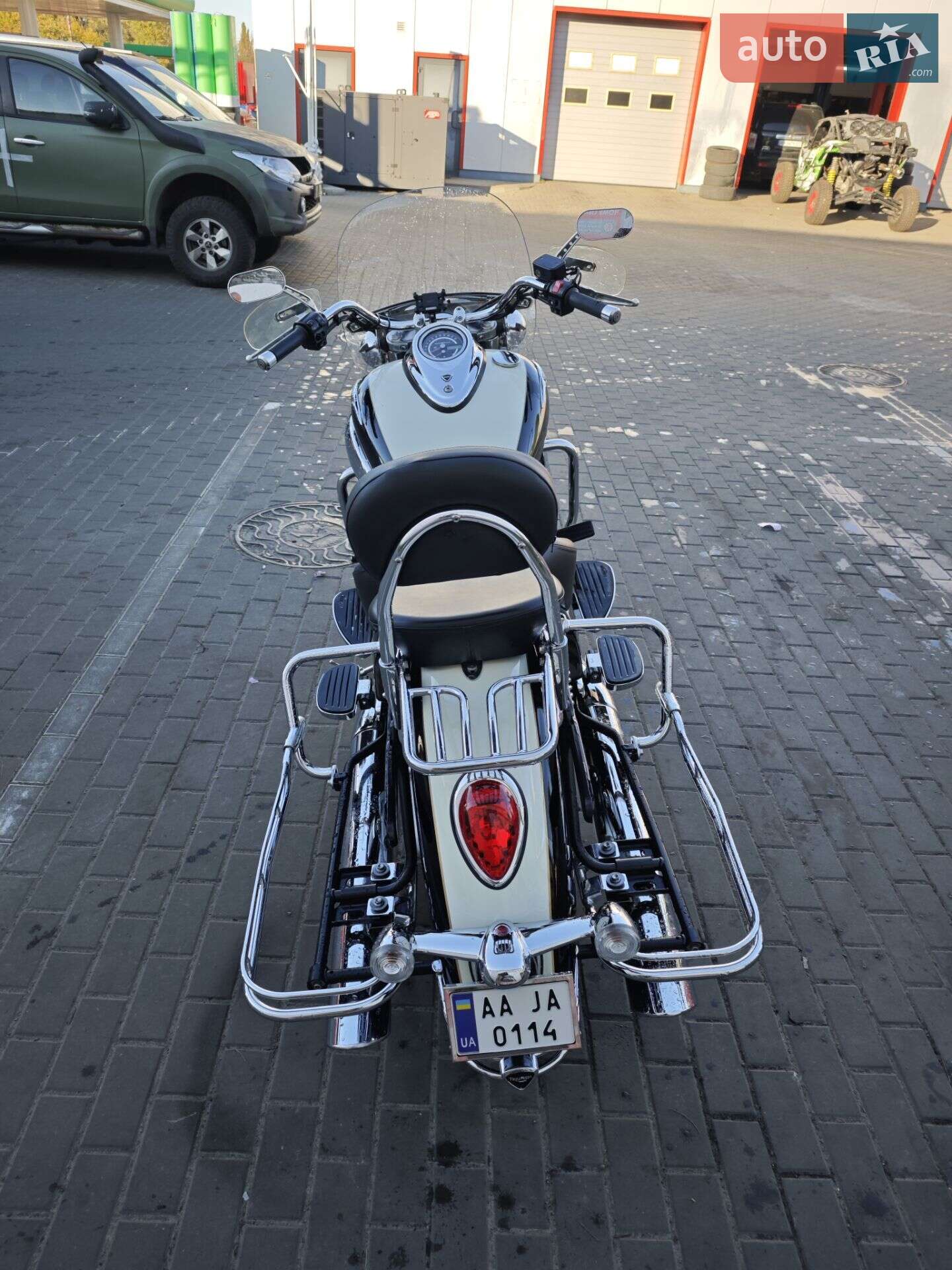 Triumph Rocket 2011 VIN SMTC05LR2BJ457492 фото оголошення 11 з 16
