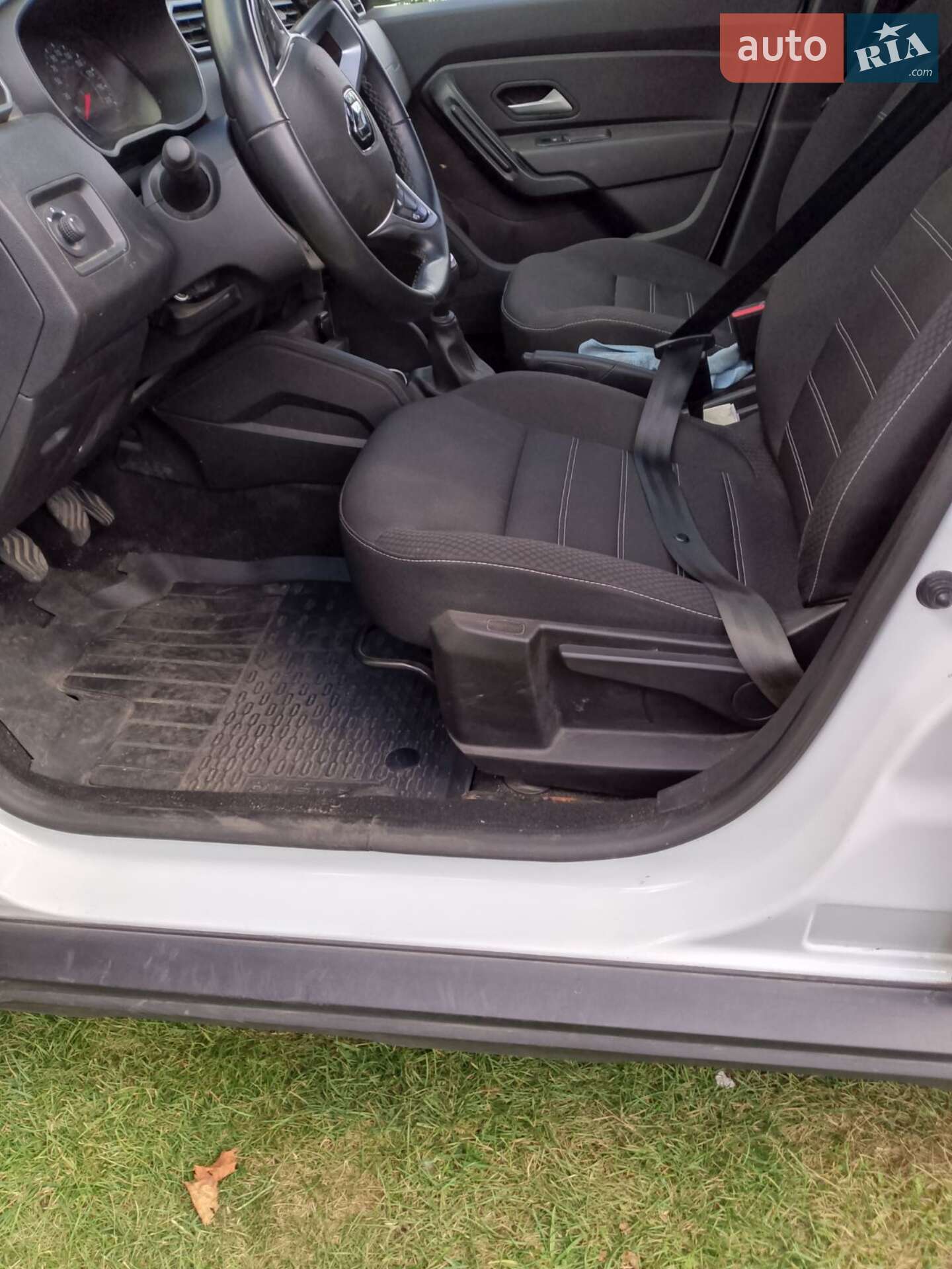 Renault Duster 2024 VIN VF1HJD40972550098 фото оголошення 11 з 17