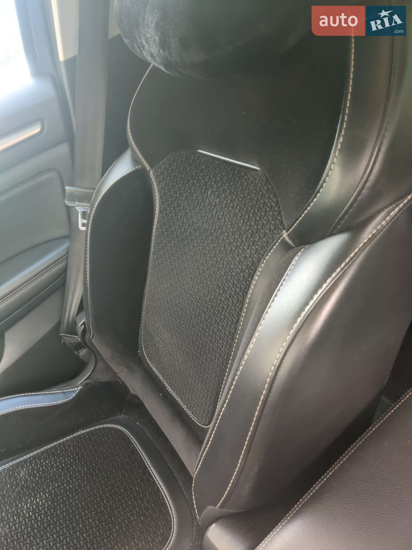 Renault Megane 2016 VIN VF1RFB00157177655 фото оголошення 2 з 28